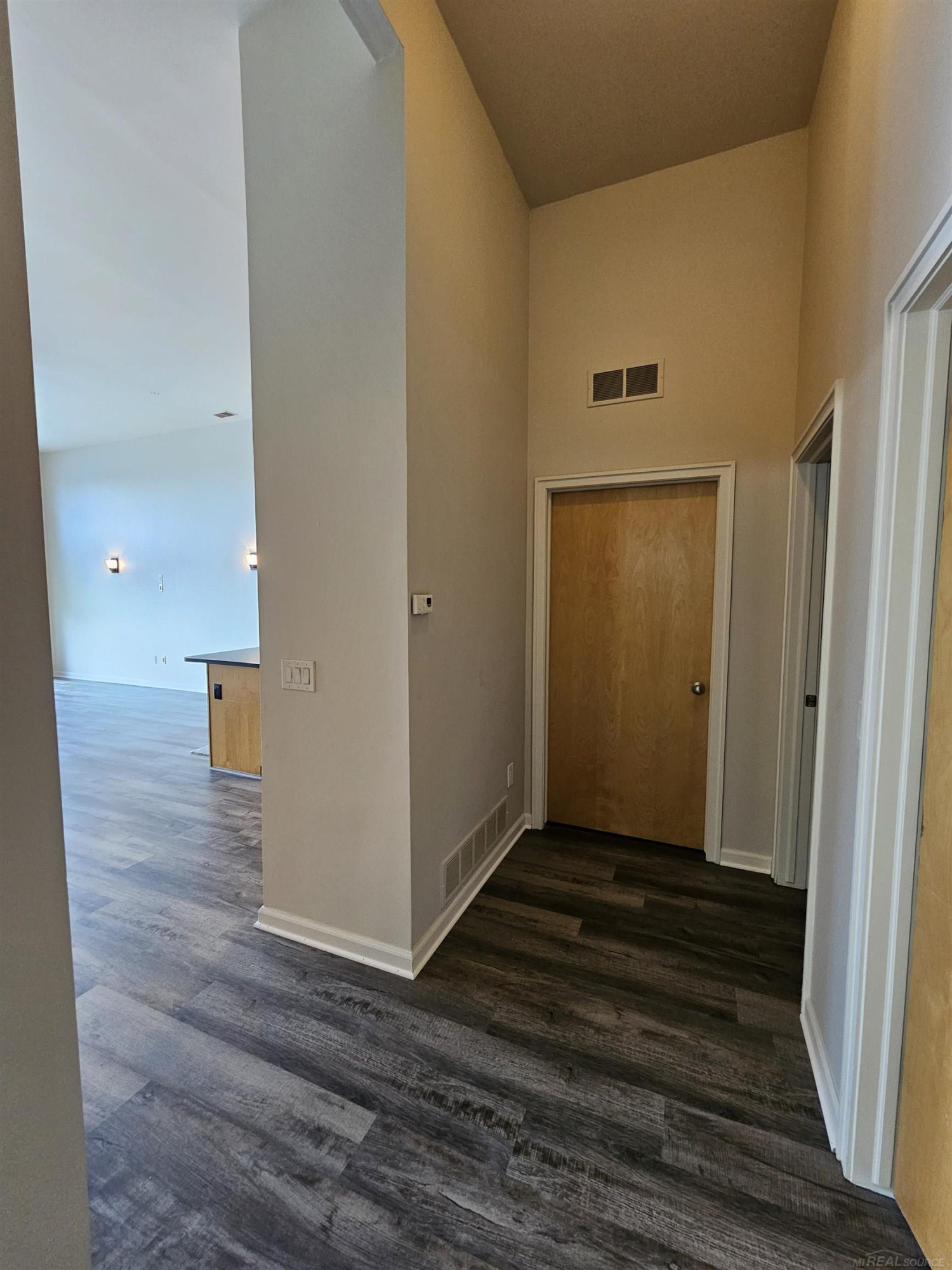 66 Clinton Street, 14, Mount Clemens, MI 48043 — Photo 26