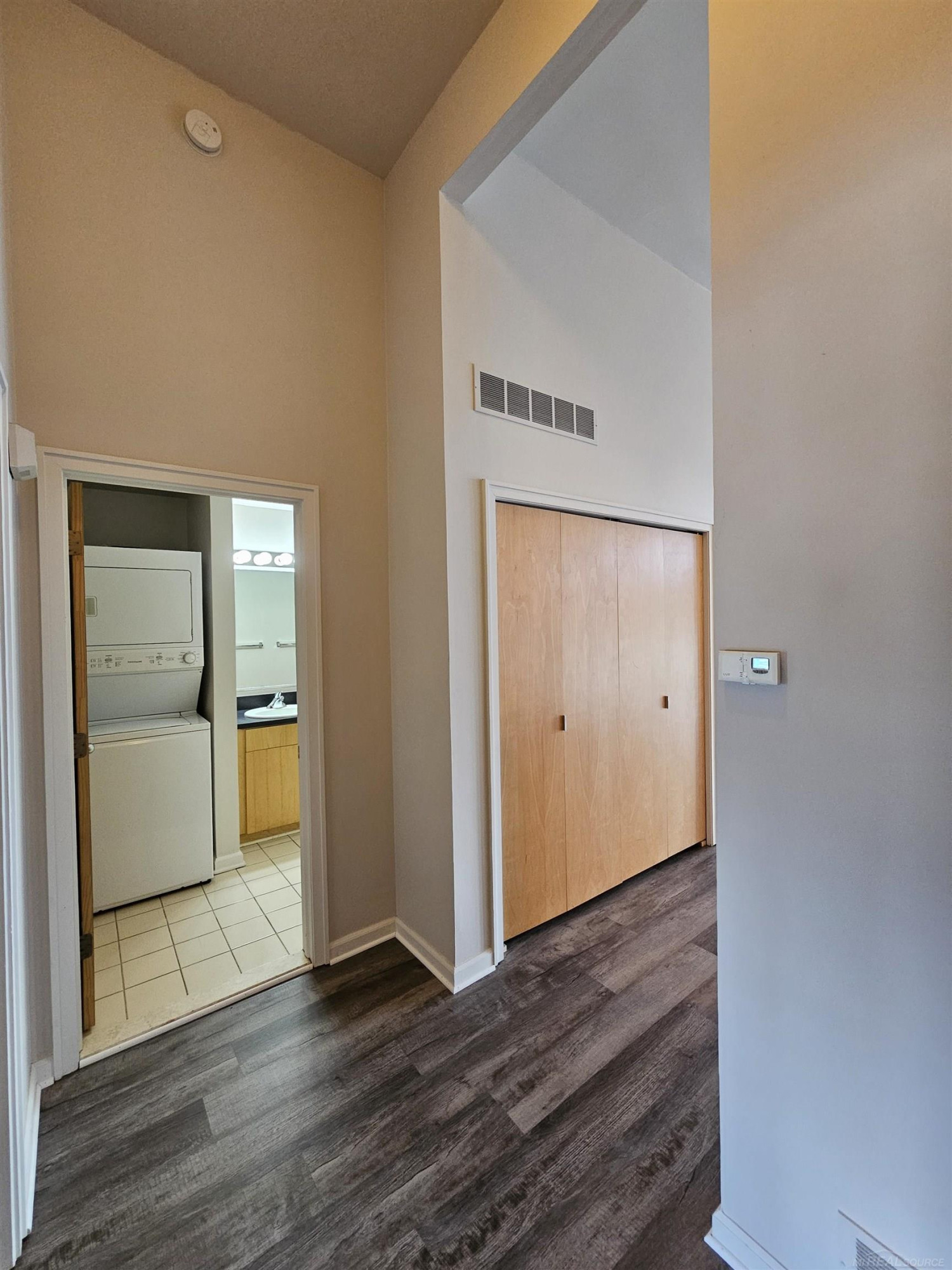 66 Clinton Street, 14, Mount Clemens, MI 48043 — Photo 29