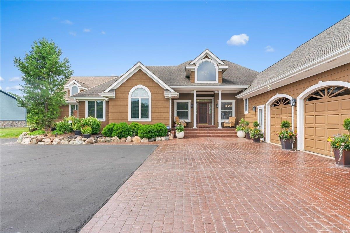 1851 N Chipman Road, Owosso, MI 48867 — Photo 2