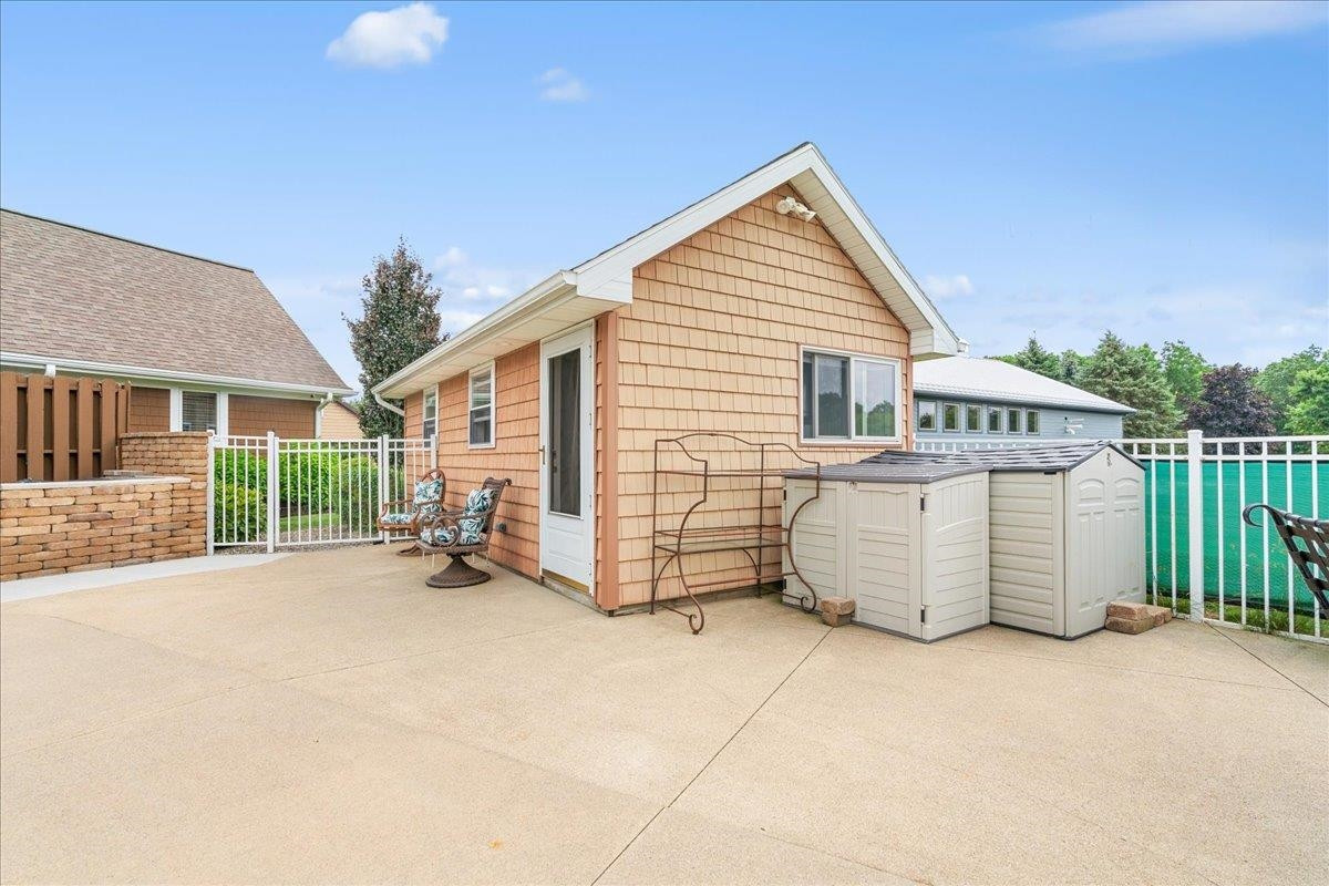 1851 N Chipman Road, Owosso, MI 48867 — Photo 26