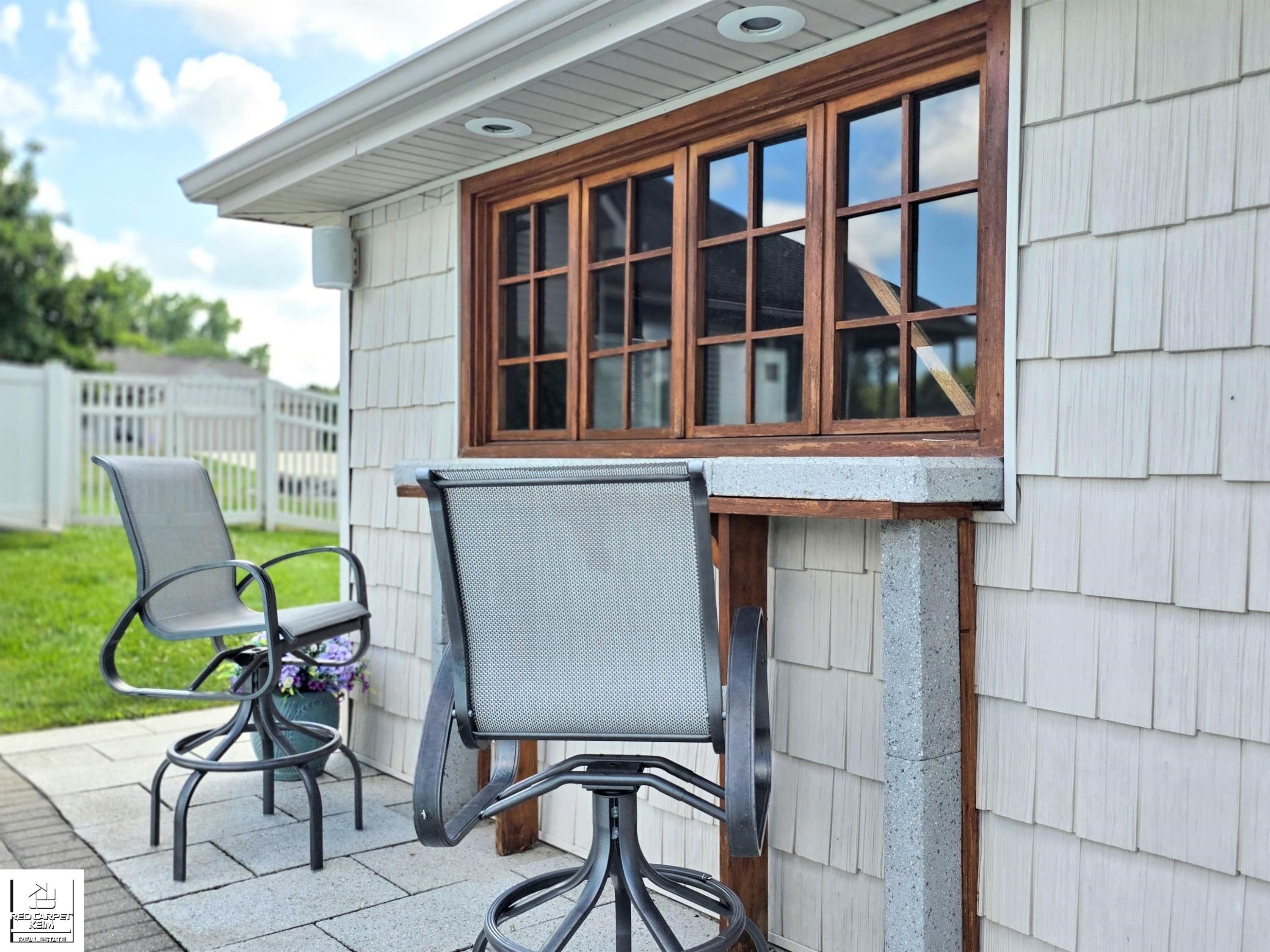 6309 Burningtree Drive, Burton, MI 48509 — Photo 5