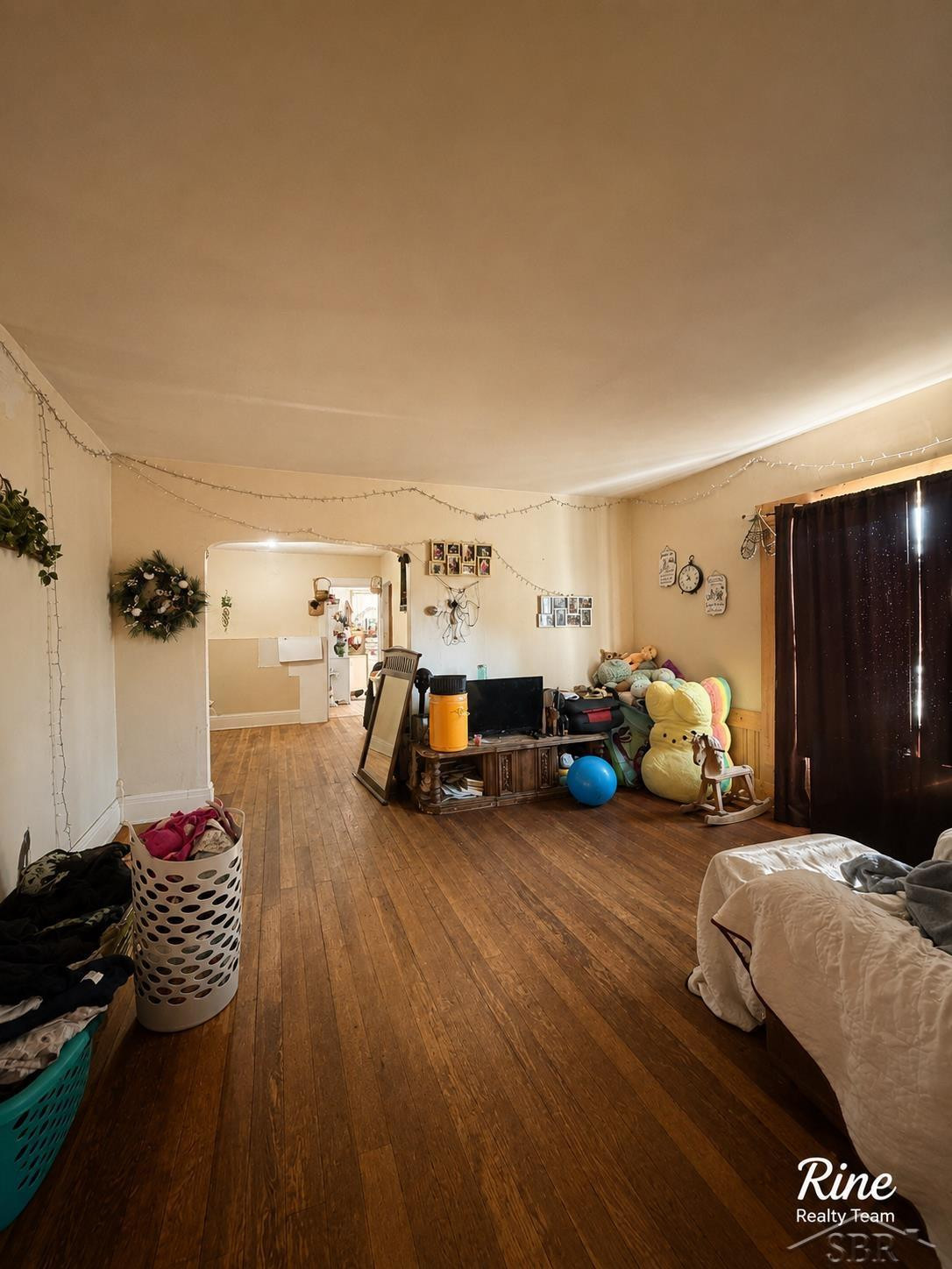 42 W Main Street, MI 48744 — Photo 17