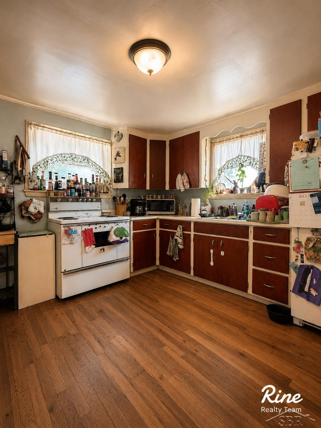 42 W Main Street, MI 48744 — Photo 18