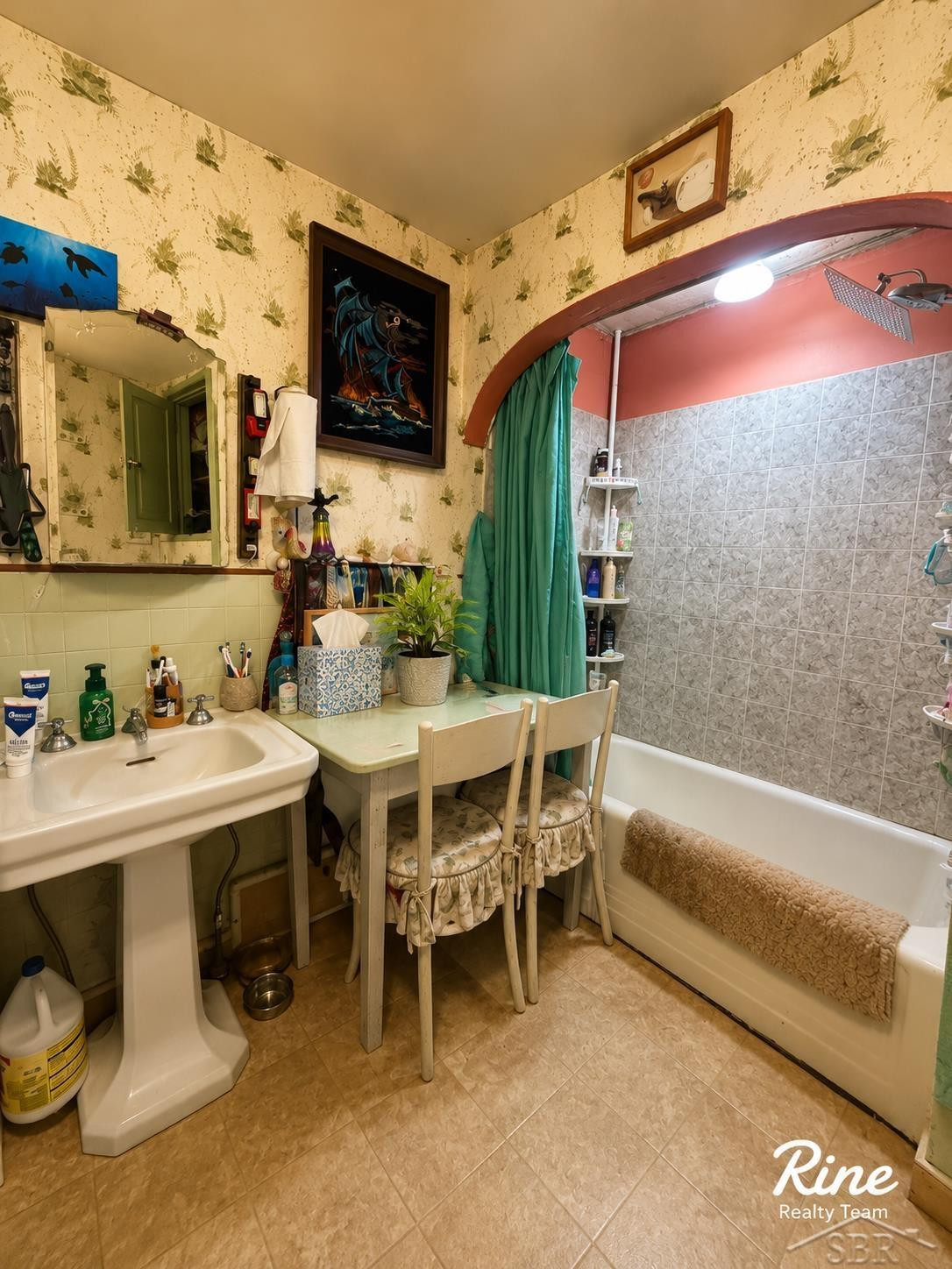 42 W Main Street, MI 48744 — Photo 23