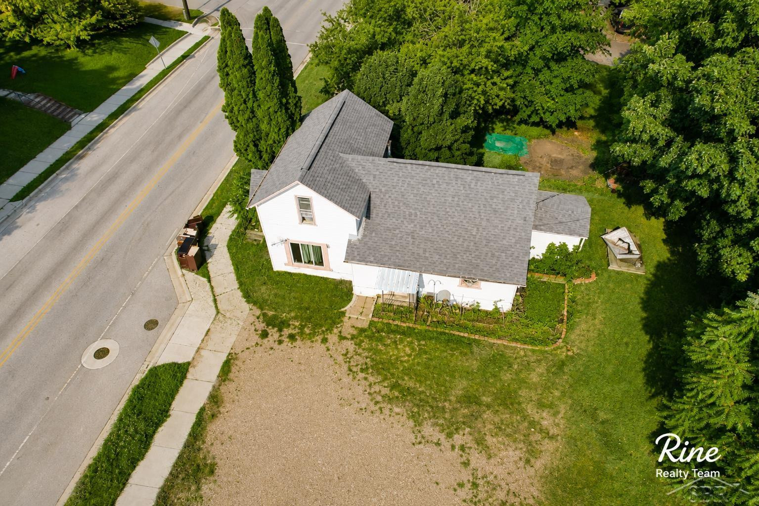 42 W Main Street, MI 48744 — Photo 29
