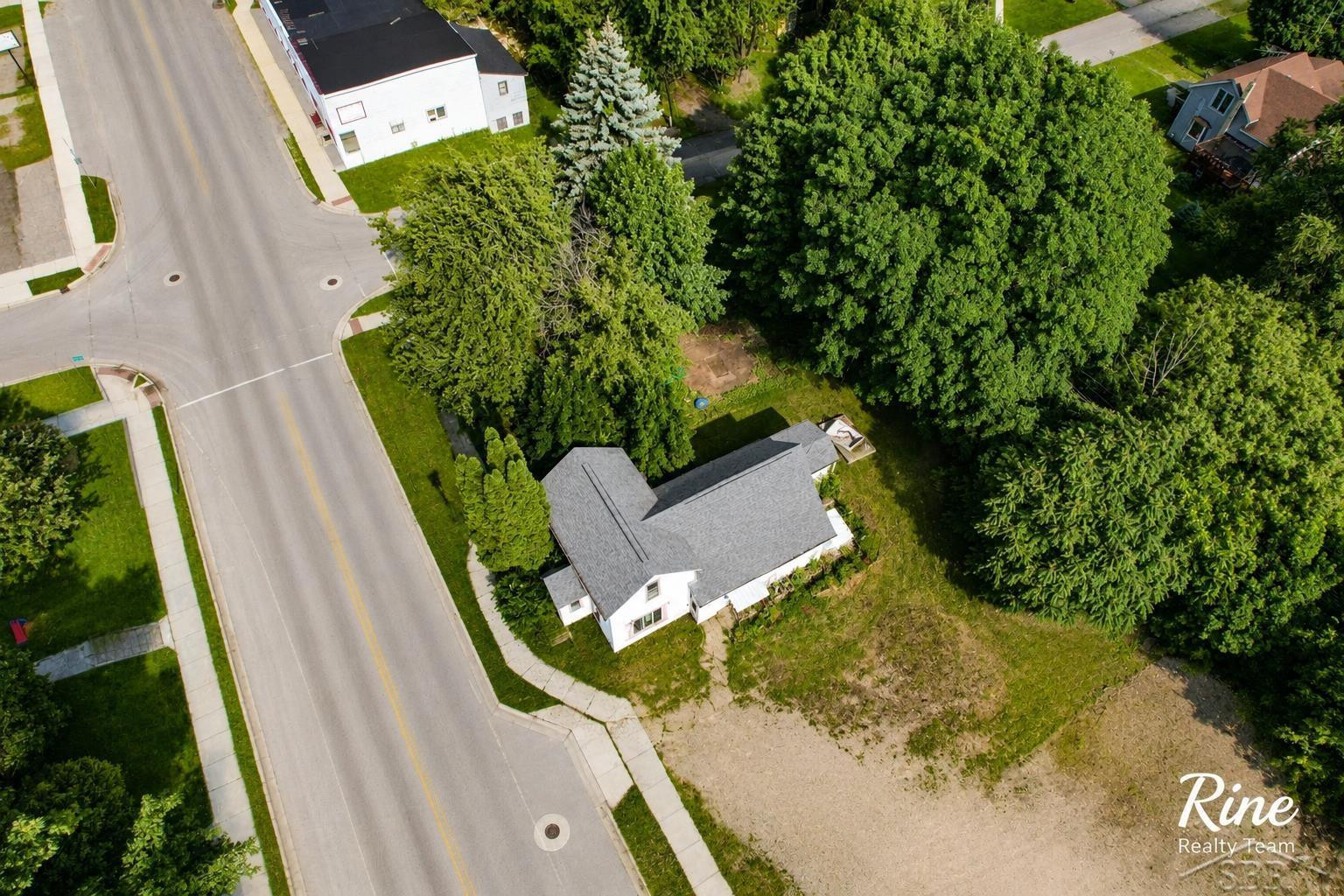 42 W Main Street, MI 48744 — Photo 31