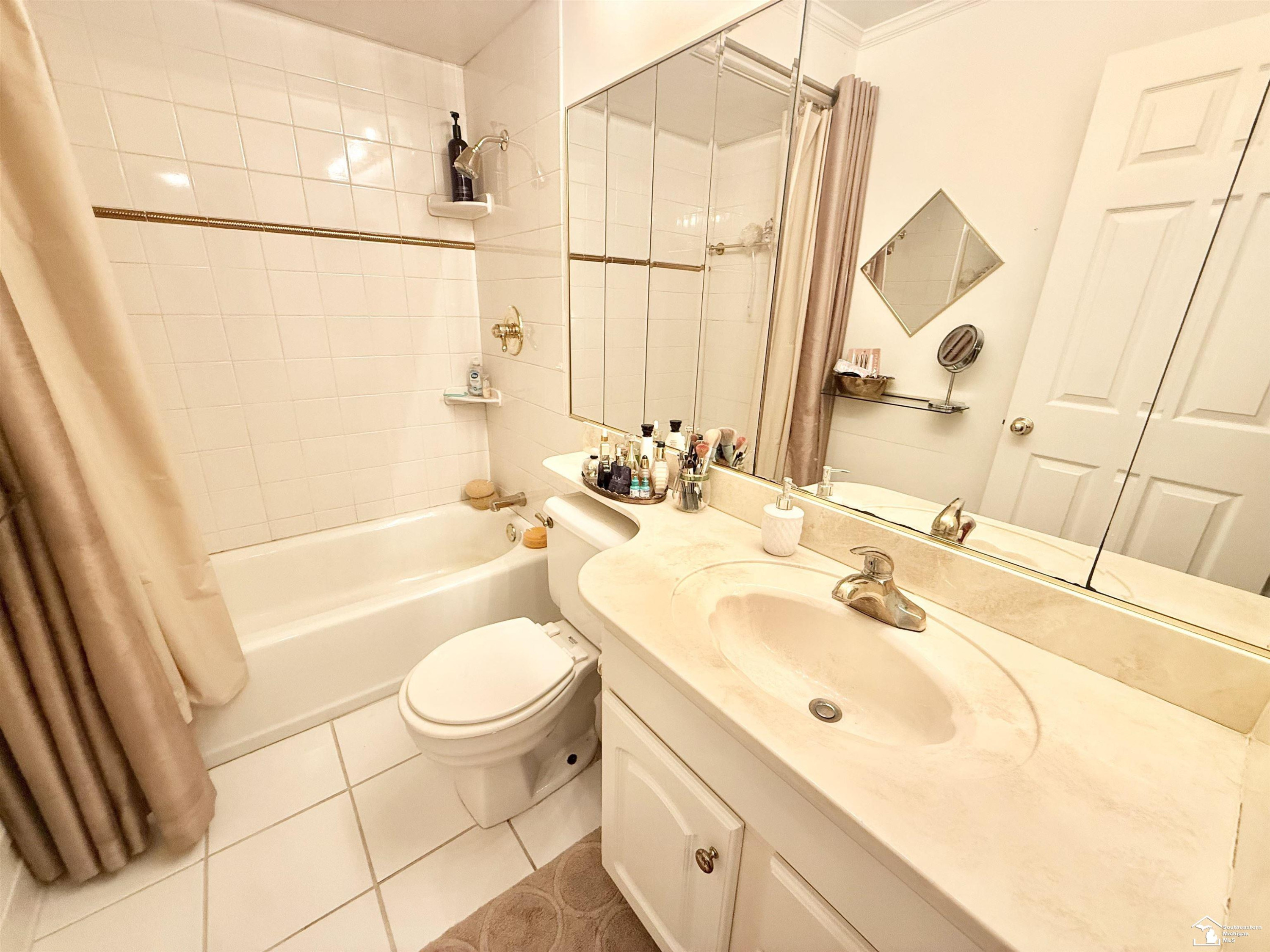 623 Leveque Circle, Carleton, MI 48117 — Photo 17