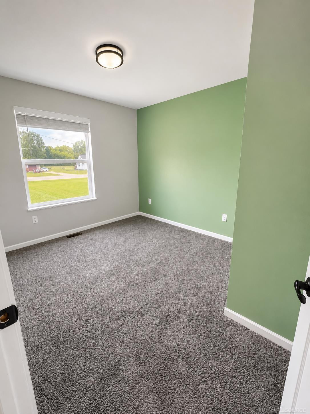 3587 Keewahdin Road, MI — Photo 8