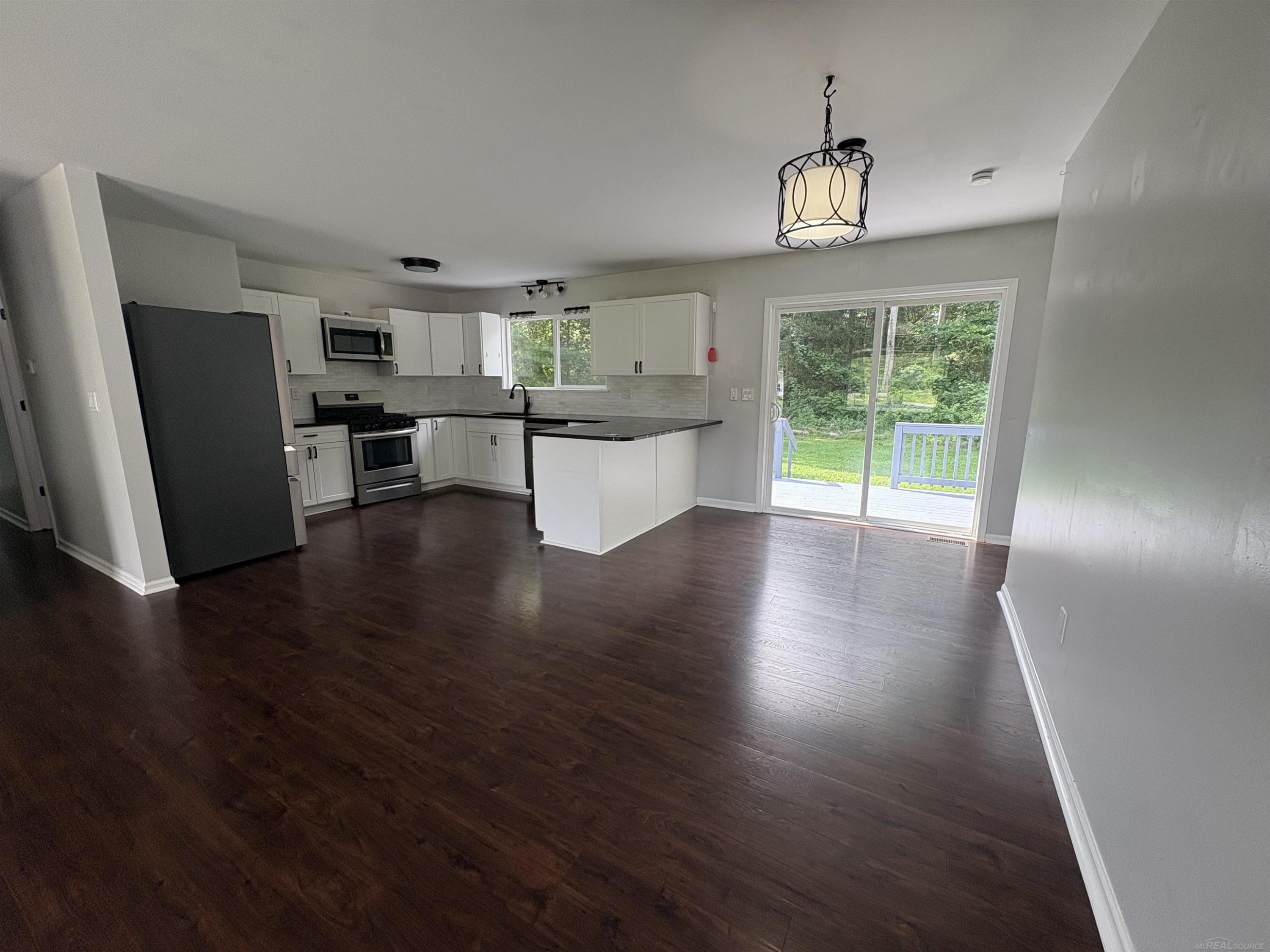 3587 Keewahdin Road, MI — Photo 4