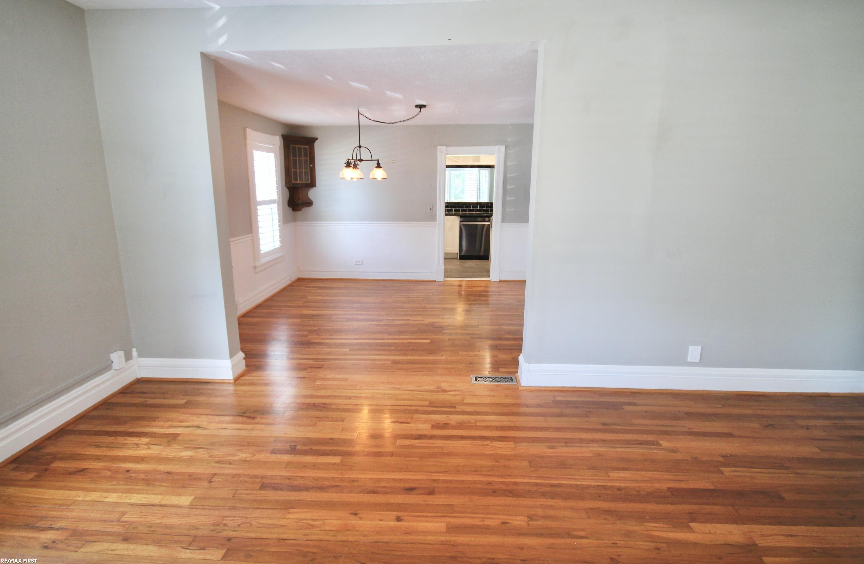 48 W Burdick Street, Oxford, MI 48371 — Photo 14