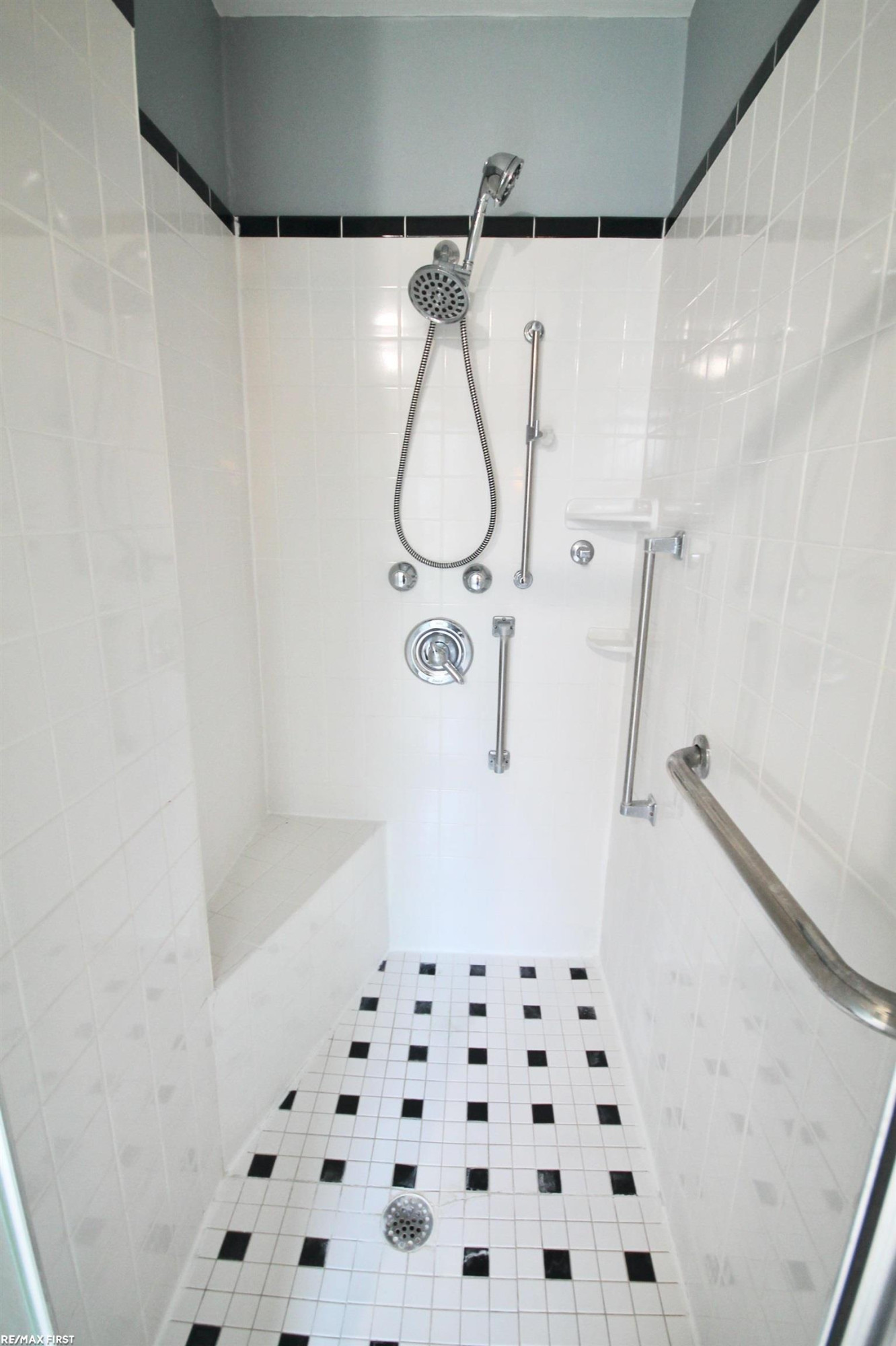 48 W Burdick Street, Oxford, MI 48371 — Photo 28