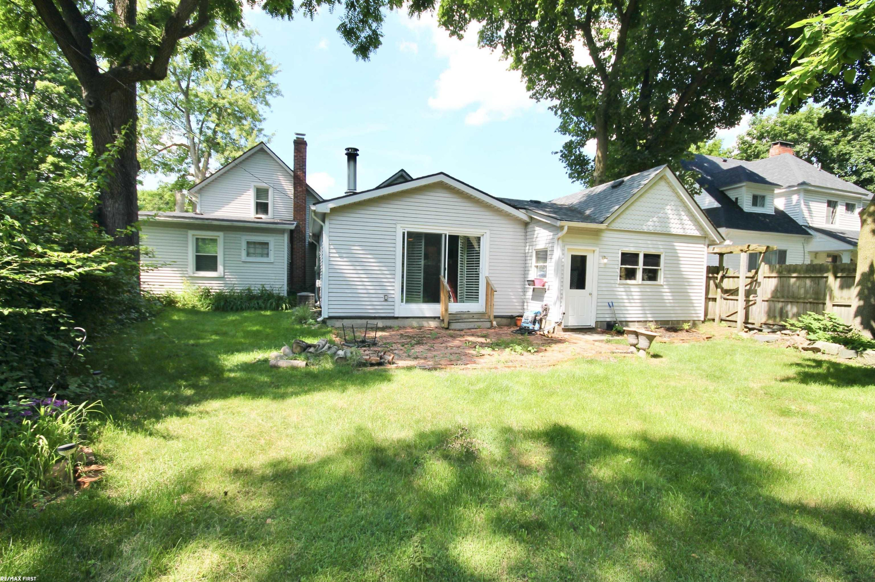 48 W Burdick Street, Oxford, MI 48371 — Photo 48