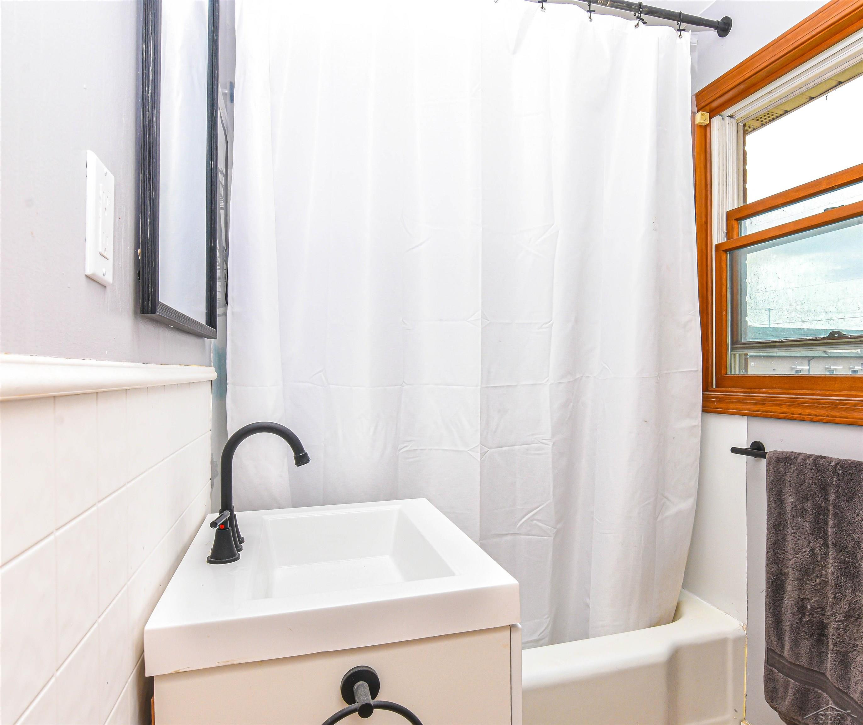 605 Webb Drive, Bay City, MI 48706 — Photo 11