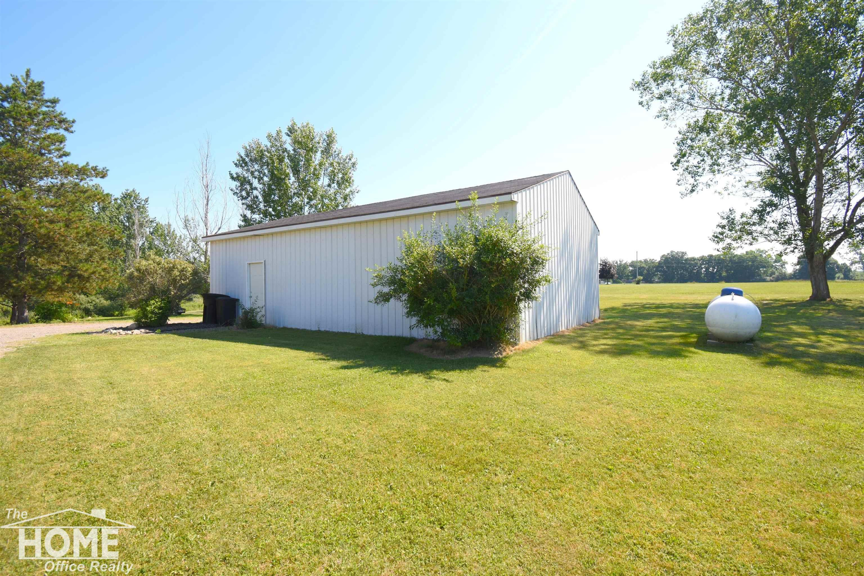 3985 Hibbard Road, Corunna, MI 48817 — Photo 40