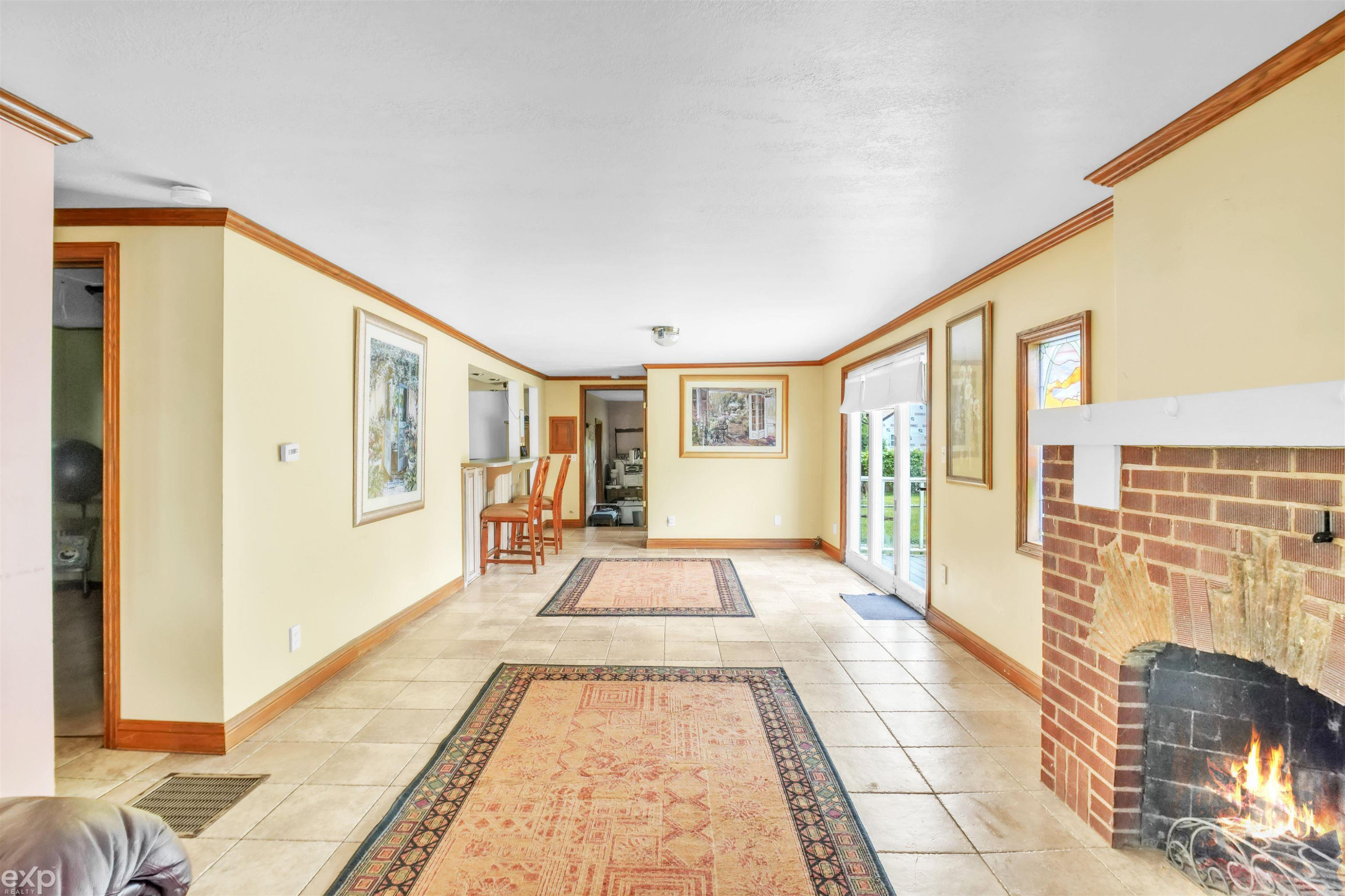 702 Bay Road, Bay City, MI 48706 — Photo 6