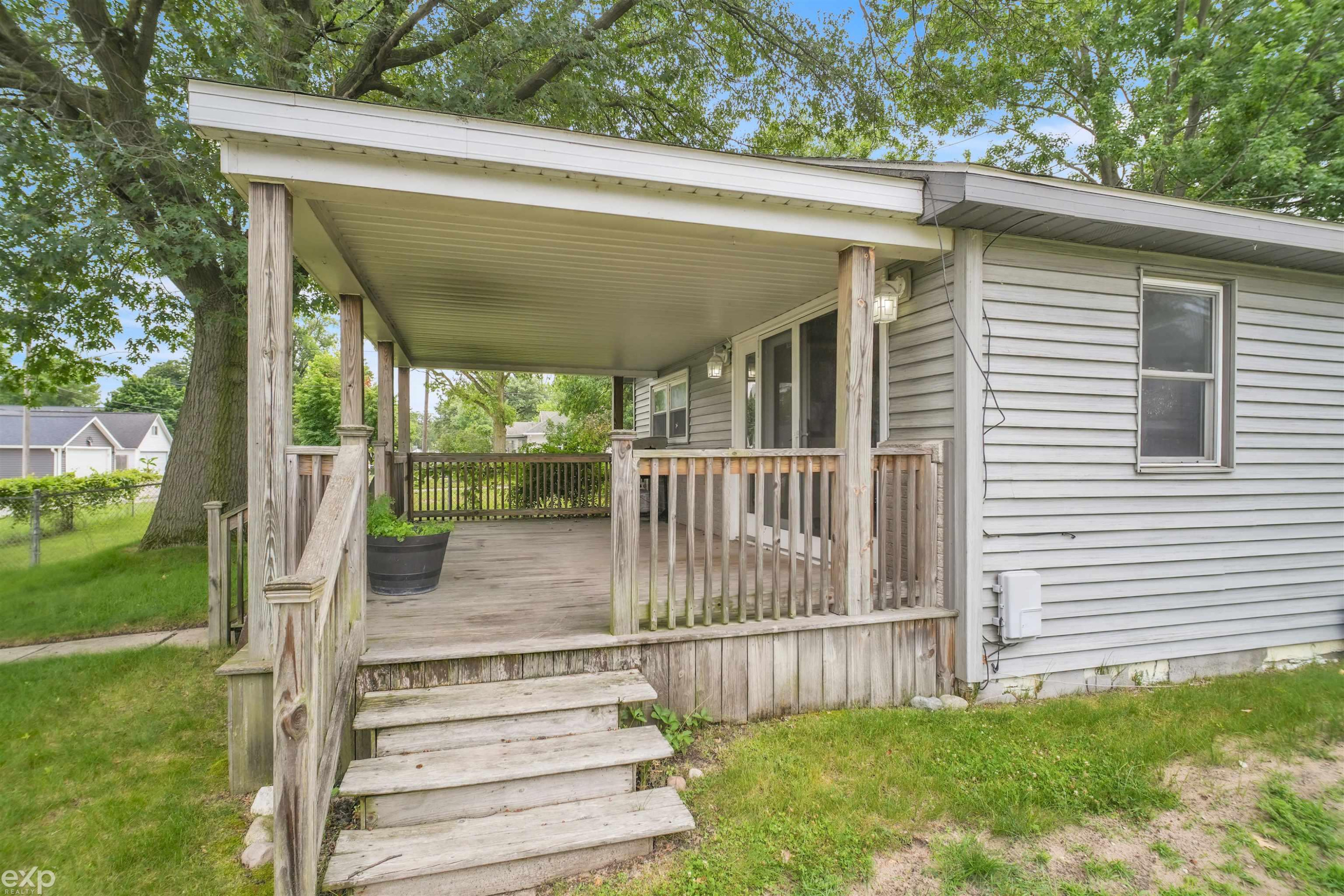702 Bay Road, Bay City, MI 48706 — Photo 25