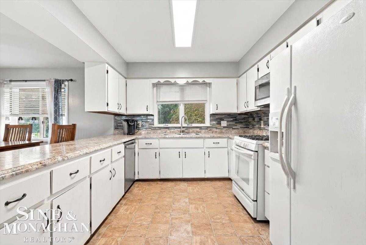 7887 SLATTERY Road, Burlington, MI 48416 — Photo 9