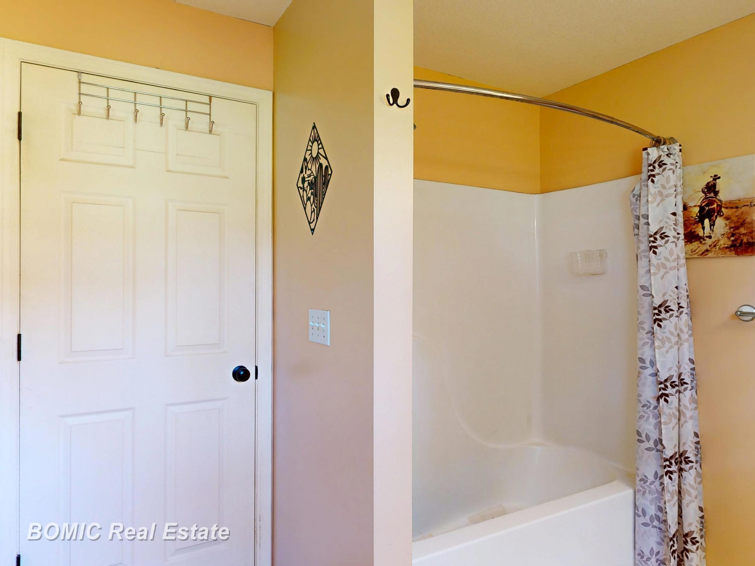 529 Chestnut Street, Vassar, MI 48768 — Photo 23