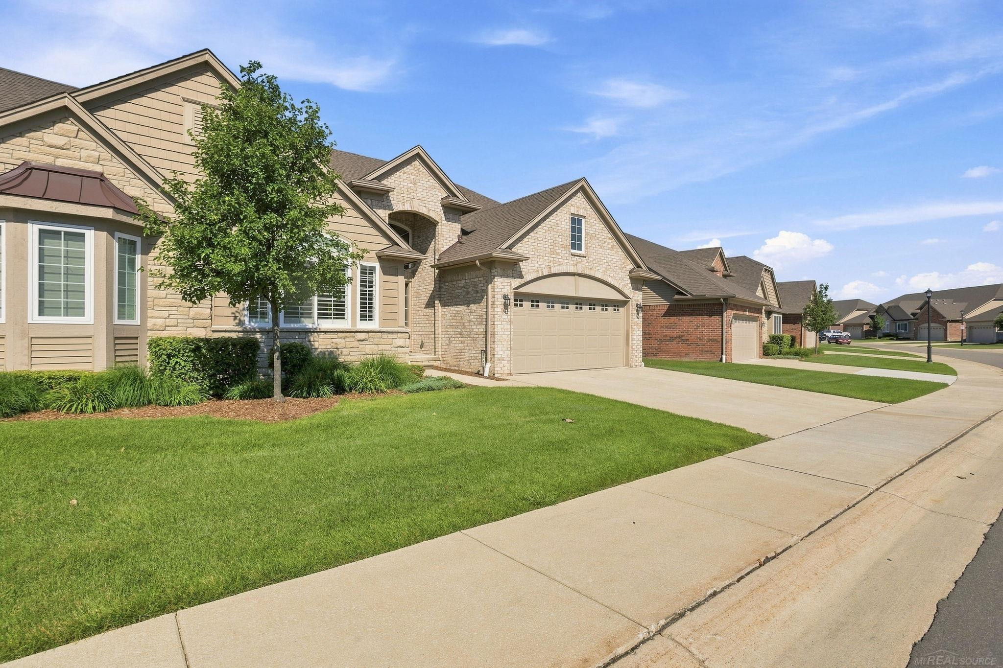 5272 Hawkseye Trace, Warren, MI 48092 — Photo 31