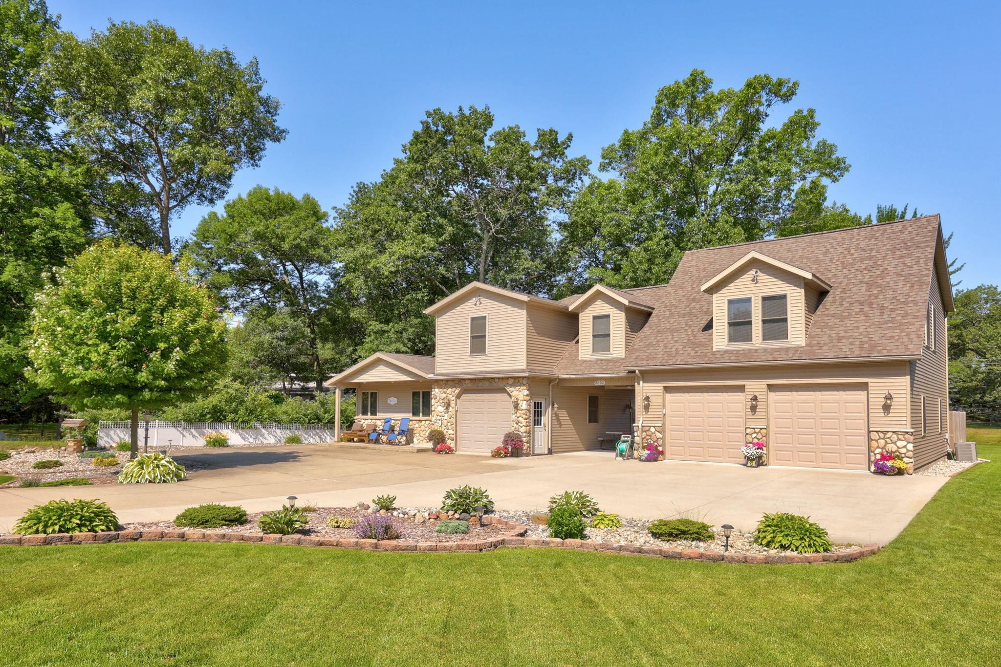 5852 Port Austin Road, Caseville, MI 48725 — Photo 3