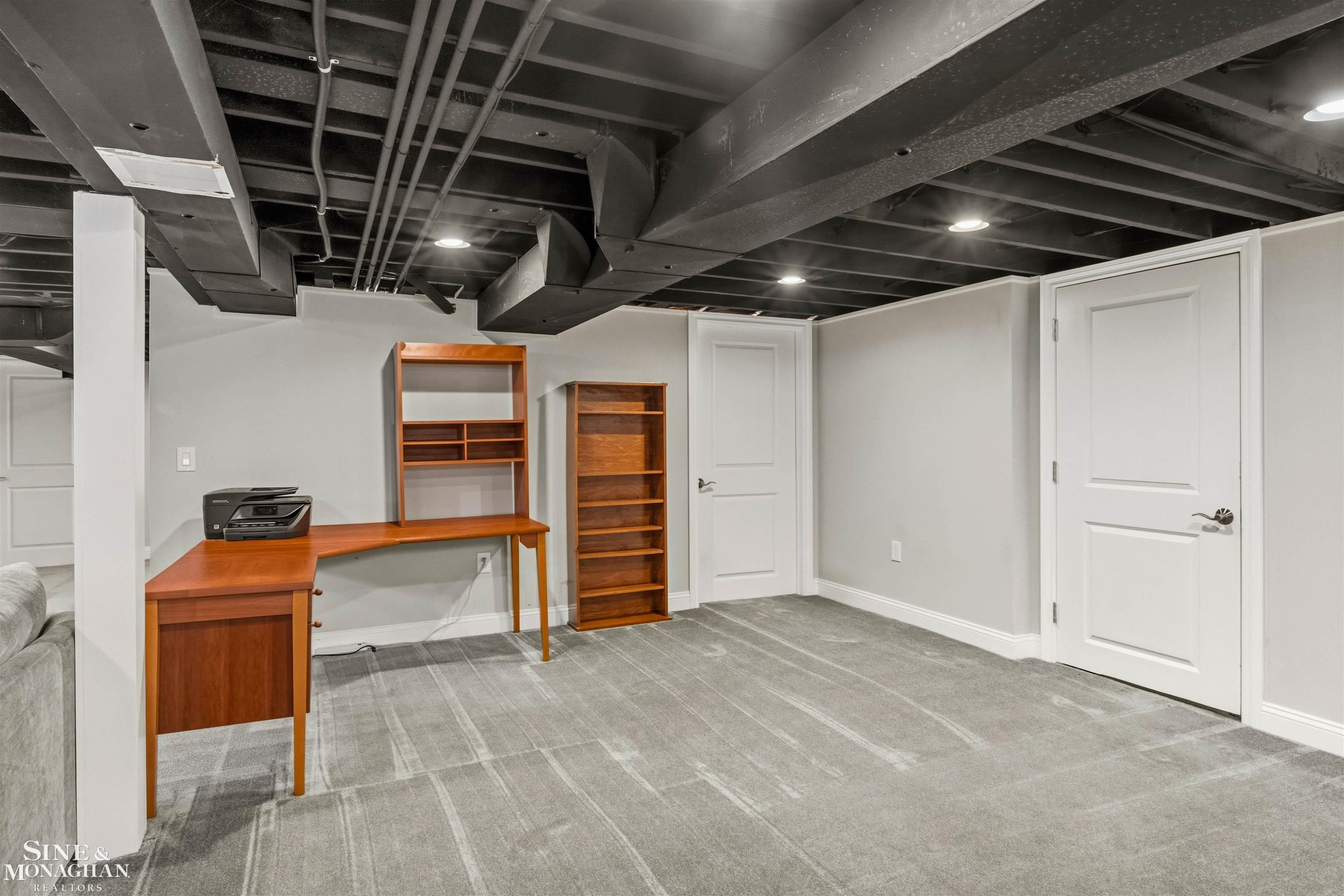 816 Hidden Lane, Grosse Pointe Woods, MI 48236 — Photo 32