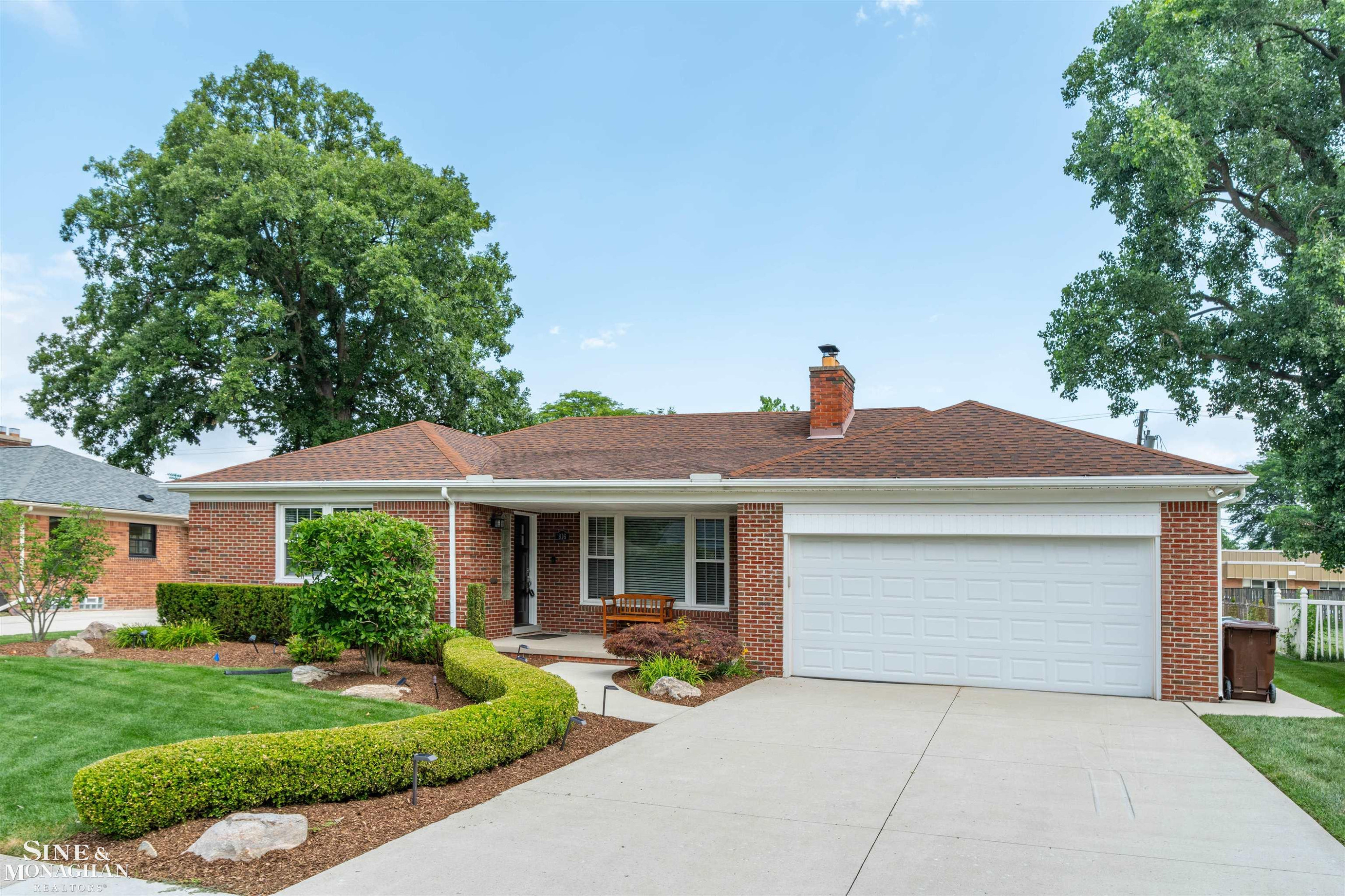 816 Hidden Lane, Grosse Pointe Woods, MI 48236 — Photo 41