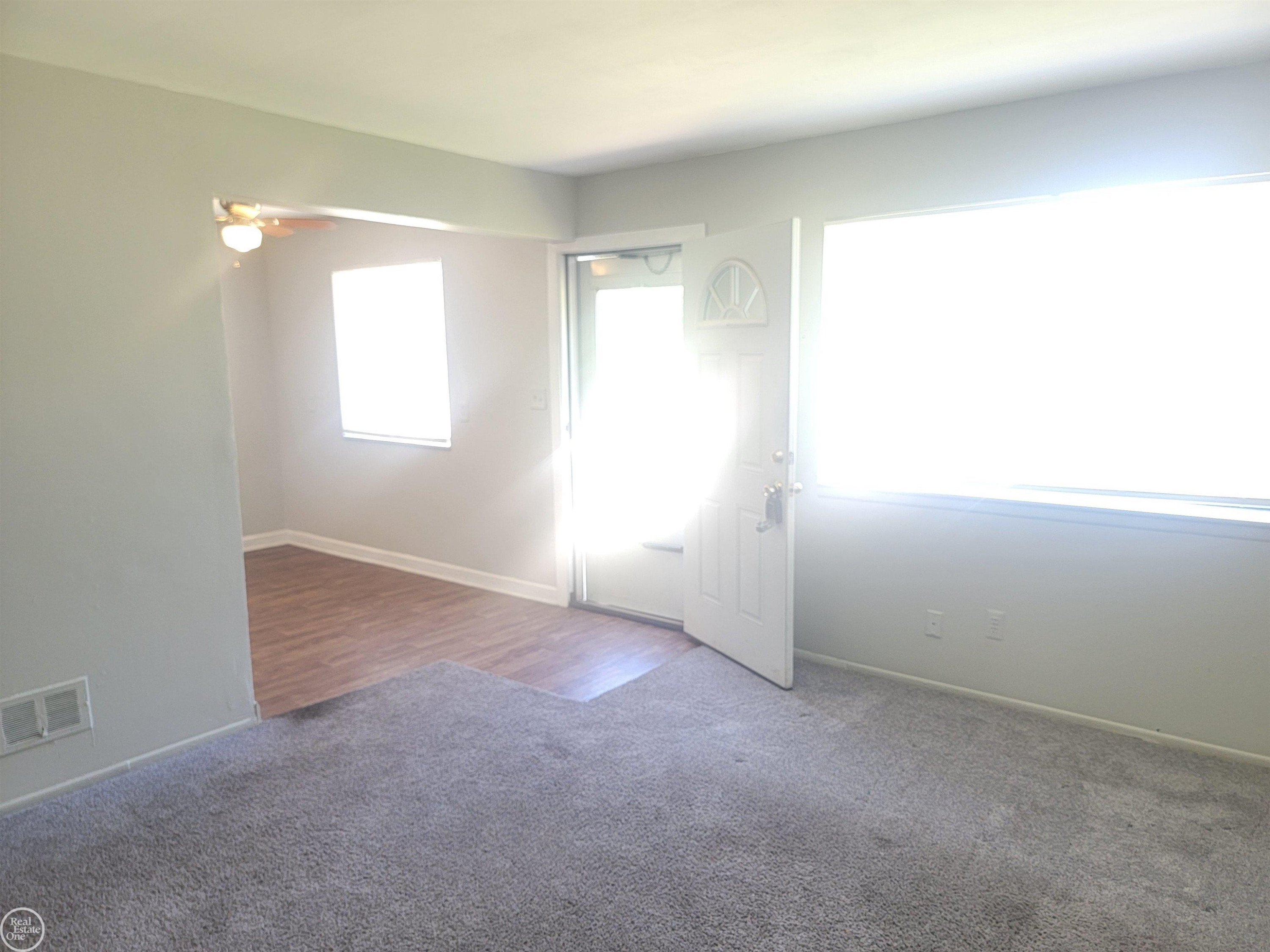 6784 Studebaker Avenue, Warren, MI 48091 — Photo 5
