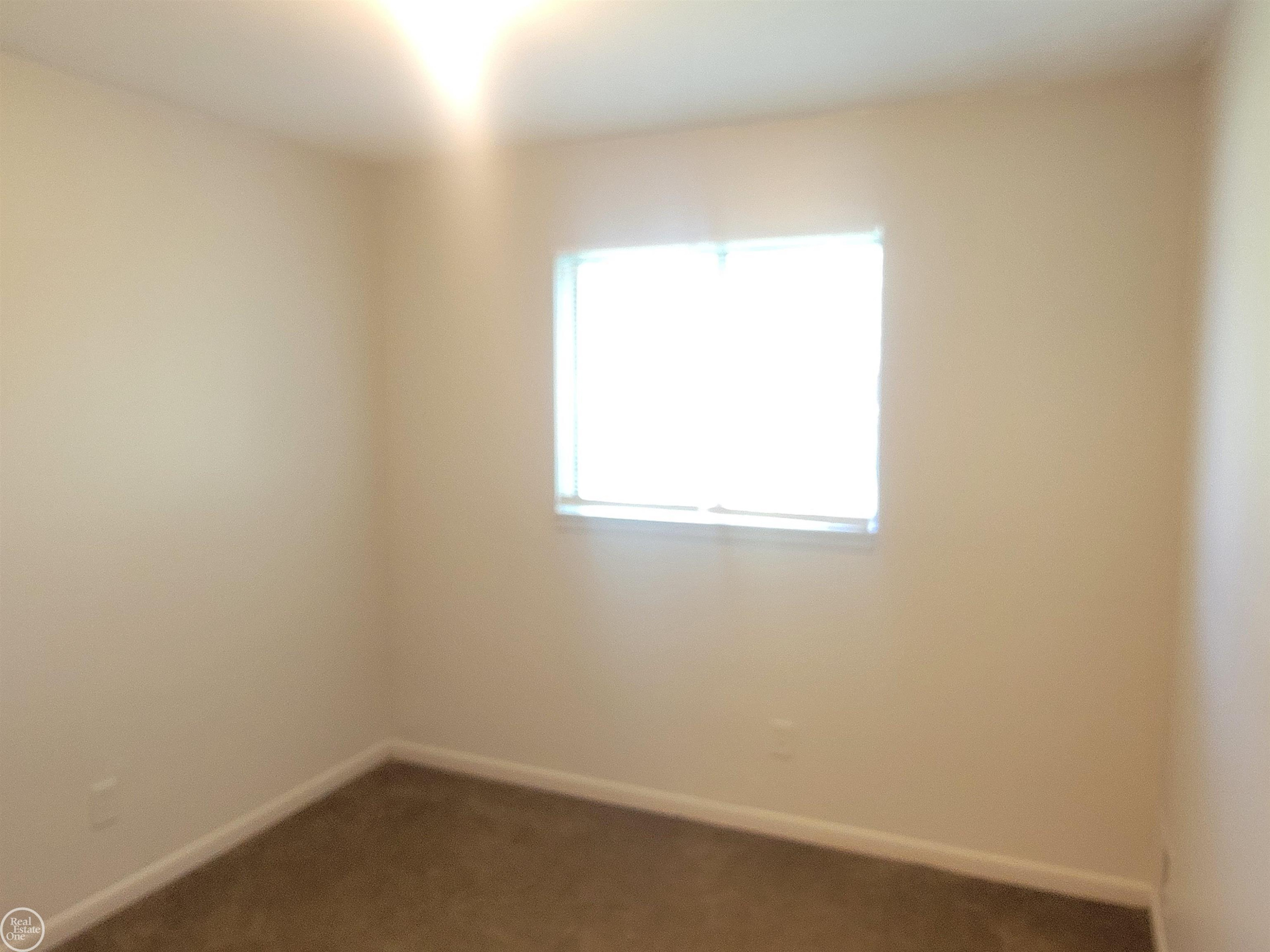 6784 Studebaker Avenue, Warren, MI 48091 — Photo 10