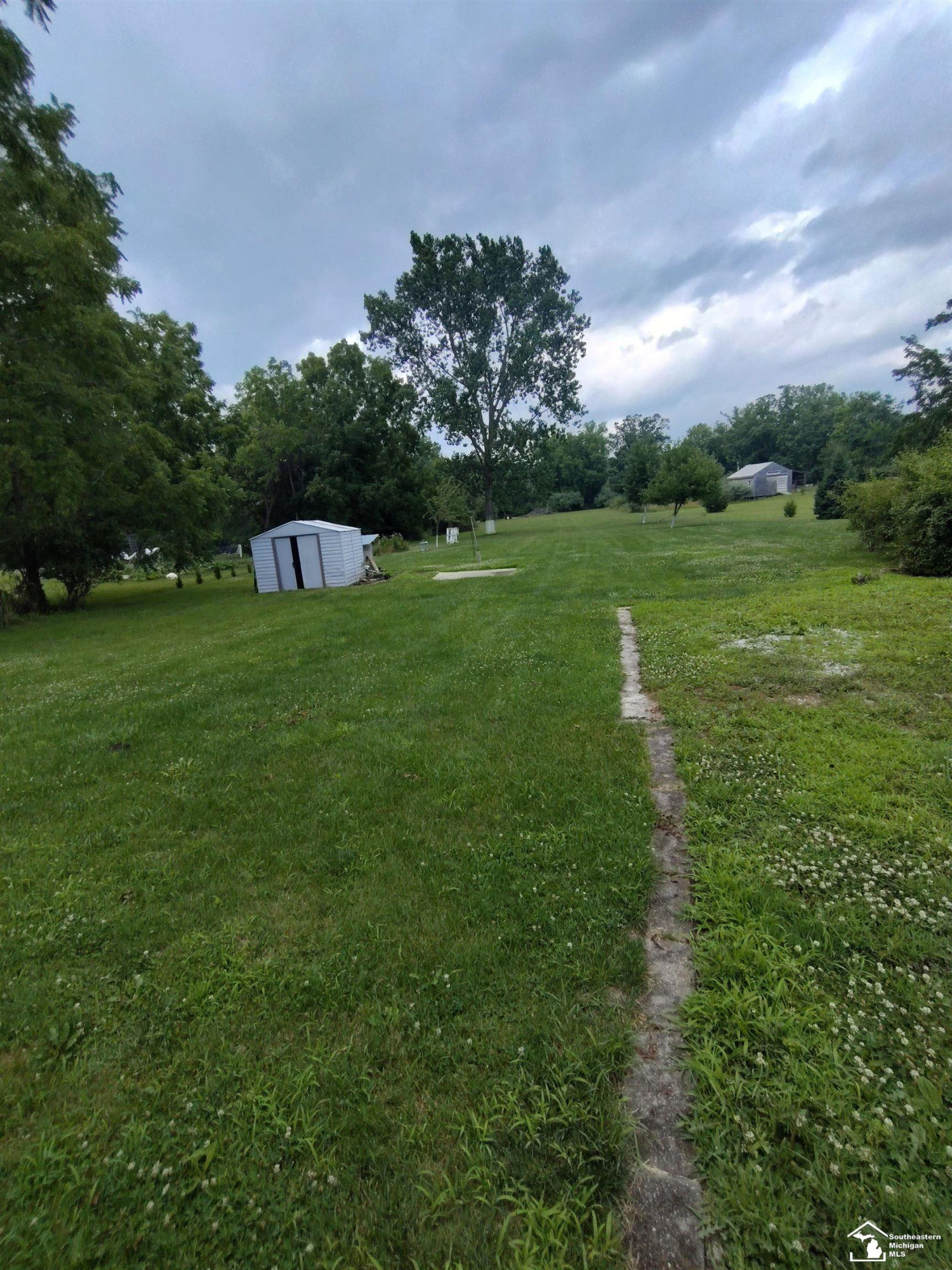 174 Canfield Street, Milan, MI 48160 — Photo 11