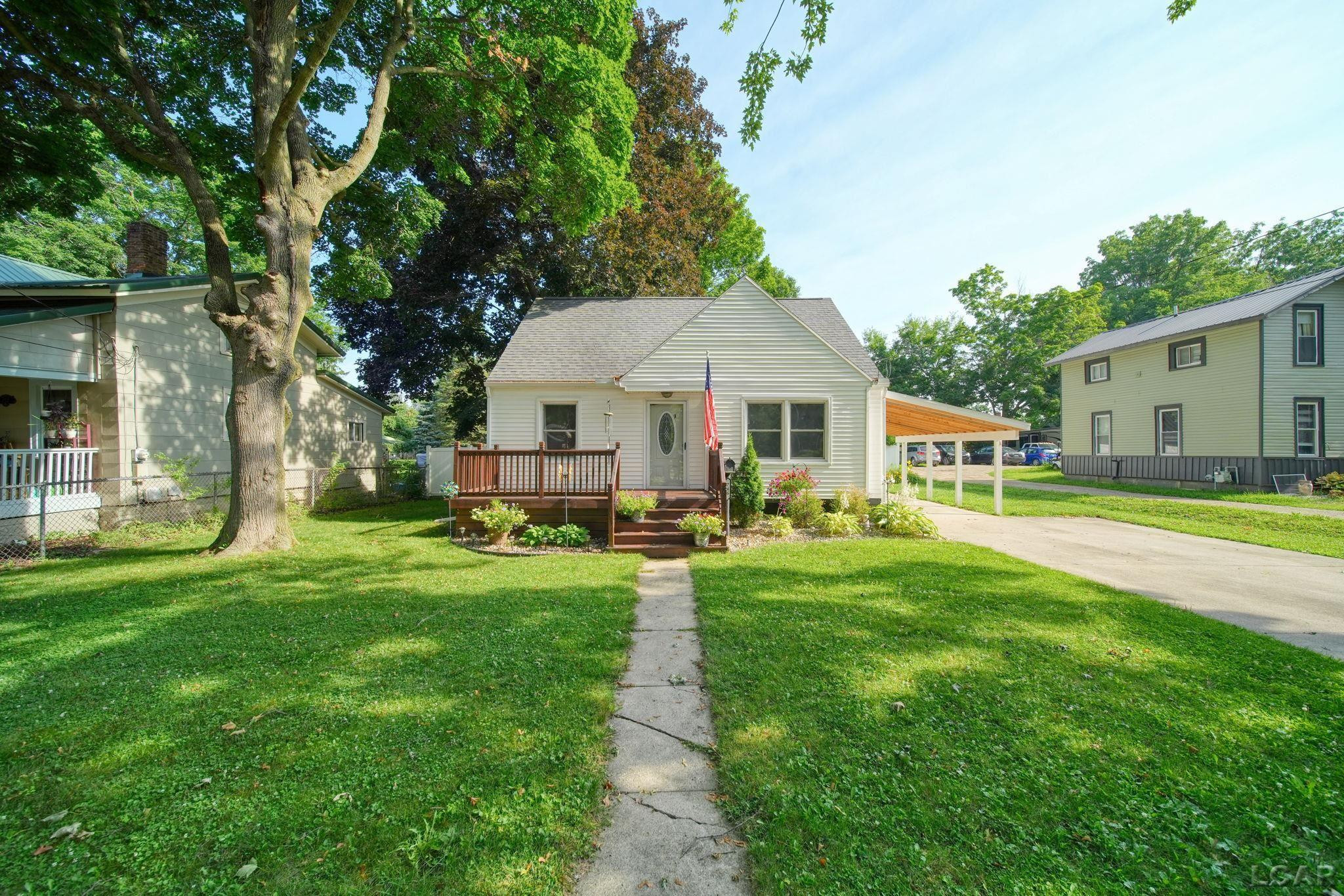 746 Saint Joseph Street, Adrian, MI 49221 — Photo 3