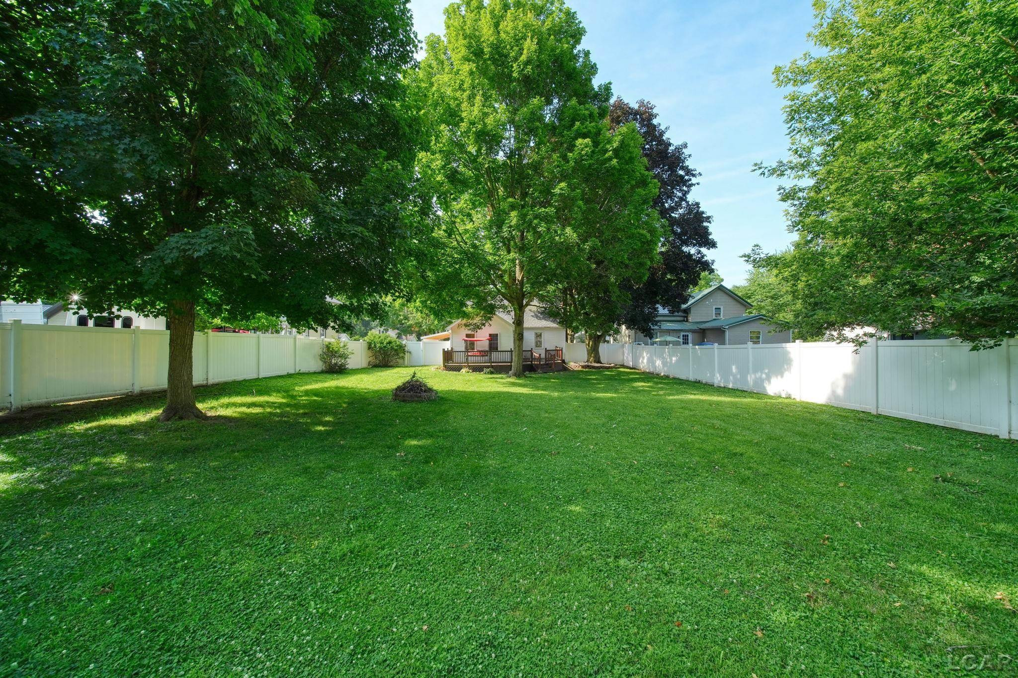 746 Saint Joseph Street, Adrian, MI 49221 — Photo 32
