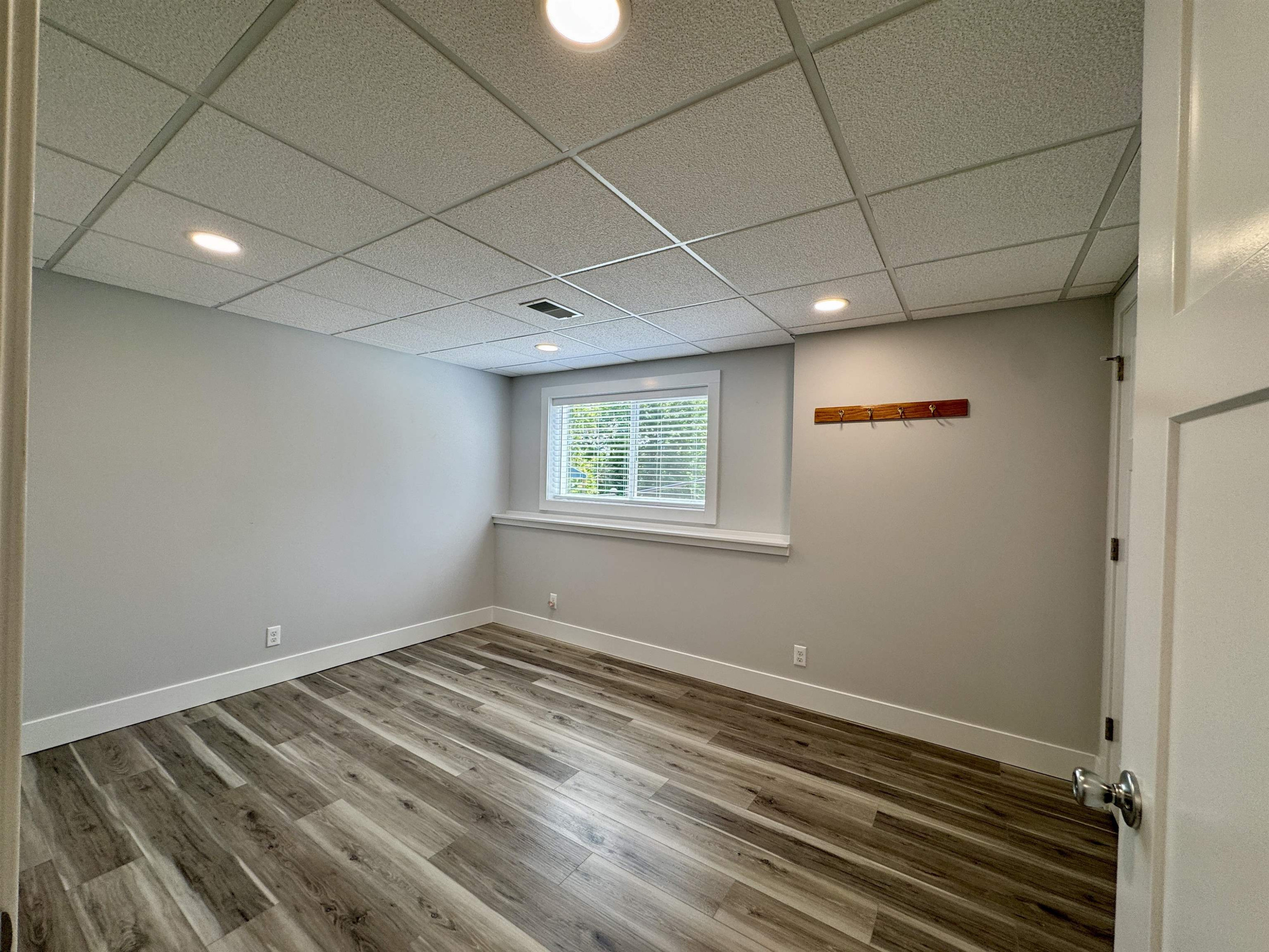 7478 Tara Court, MI — Photo 27