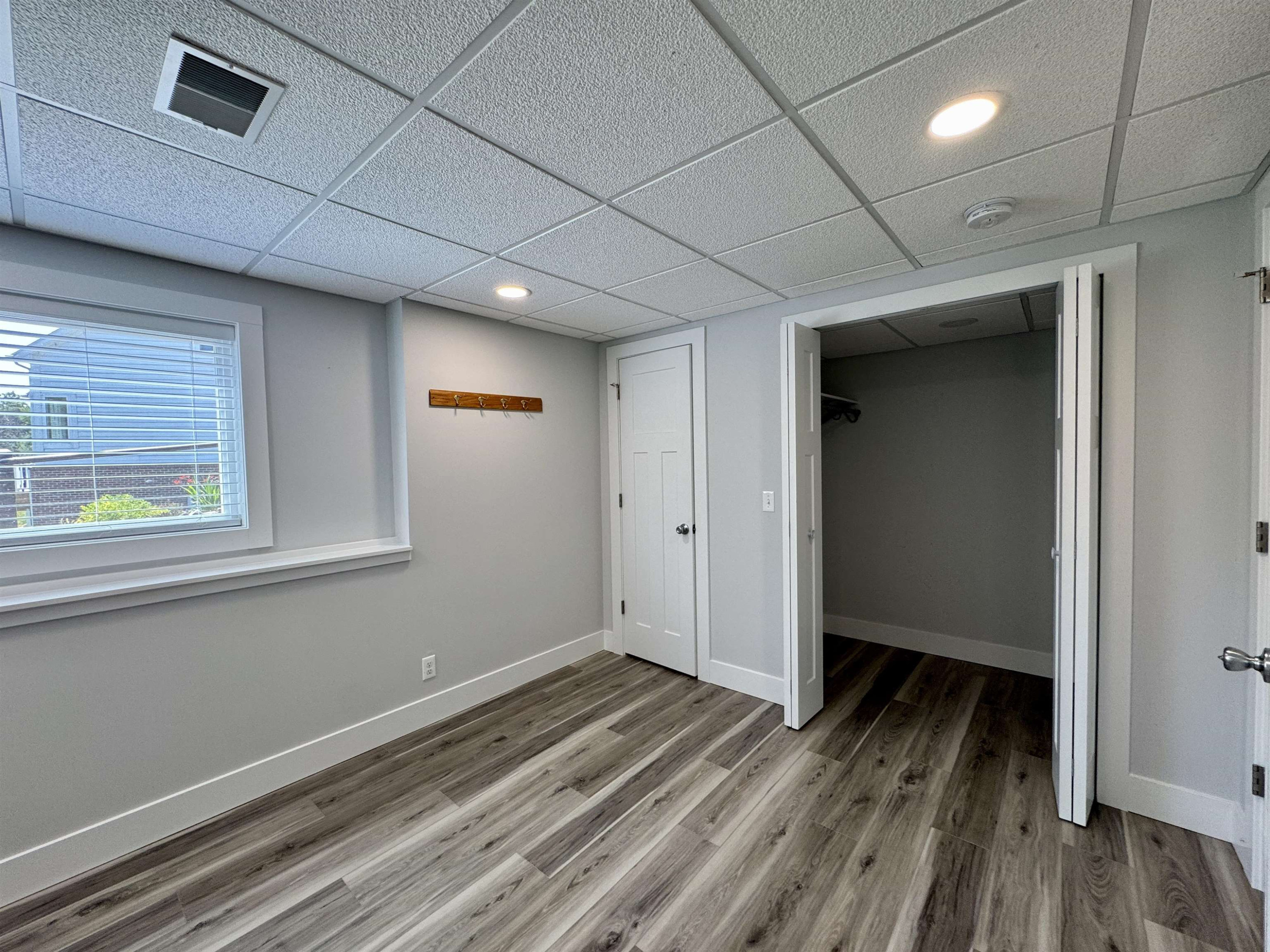 7478 Tara Court, MI — Photo 28