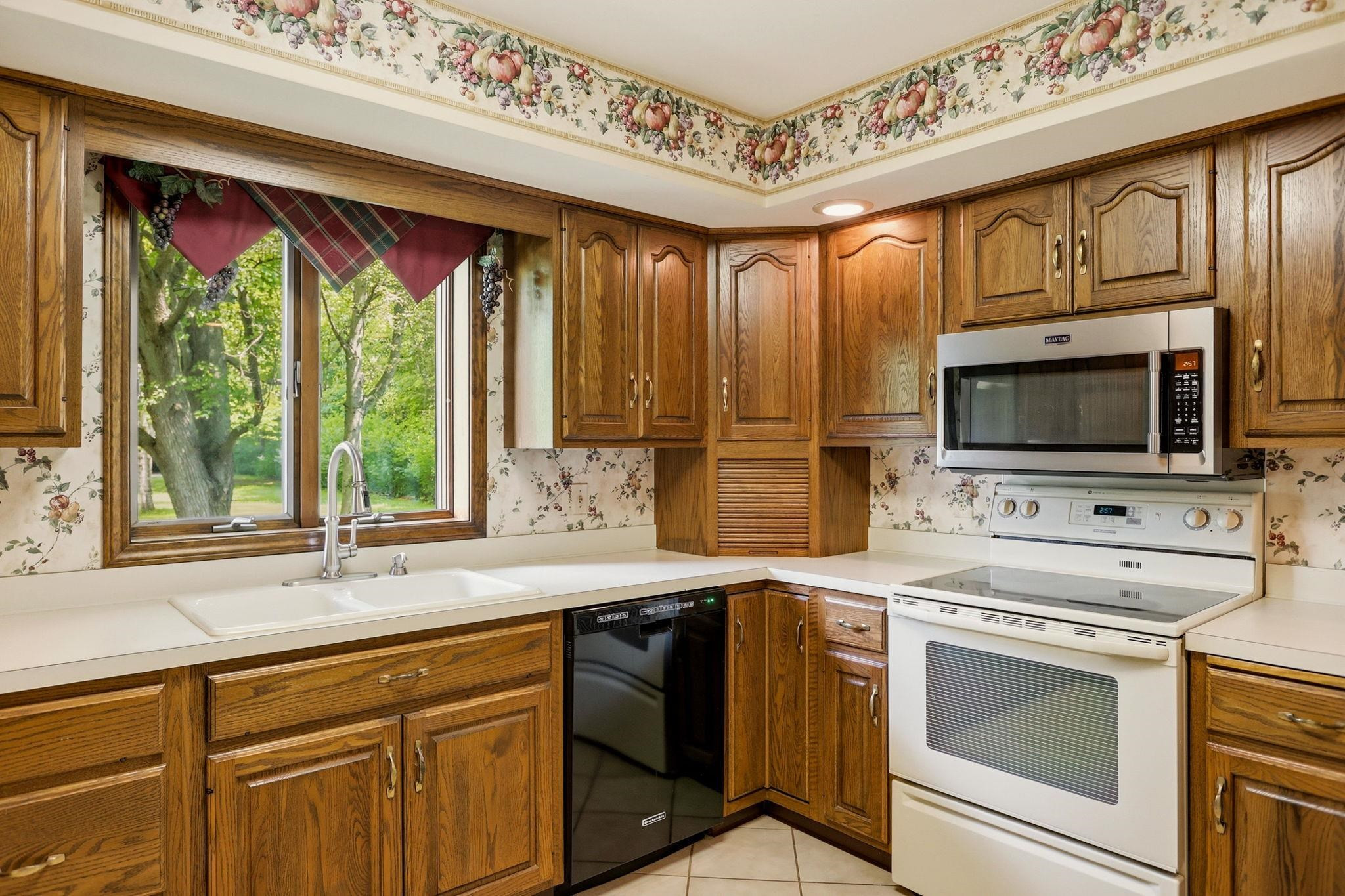 8665 S Gera Road, Birch Run, MI 48415 — Photo 17