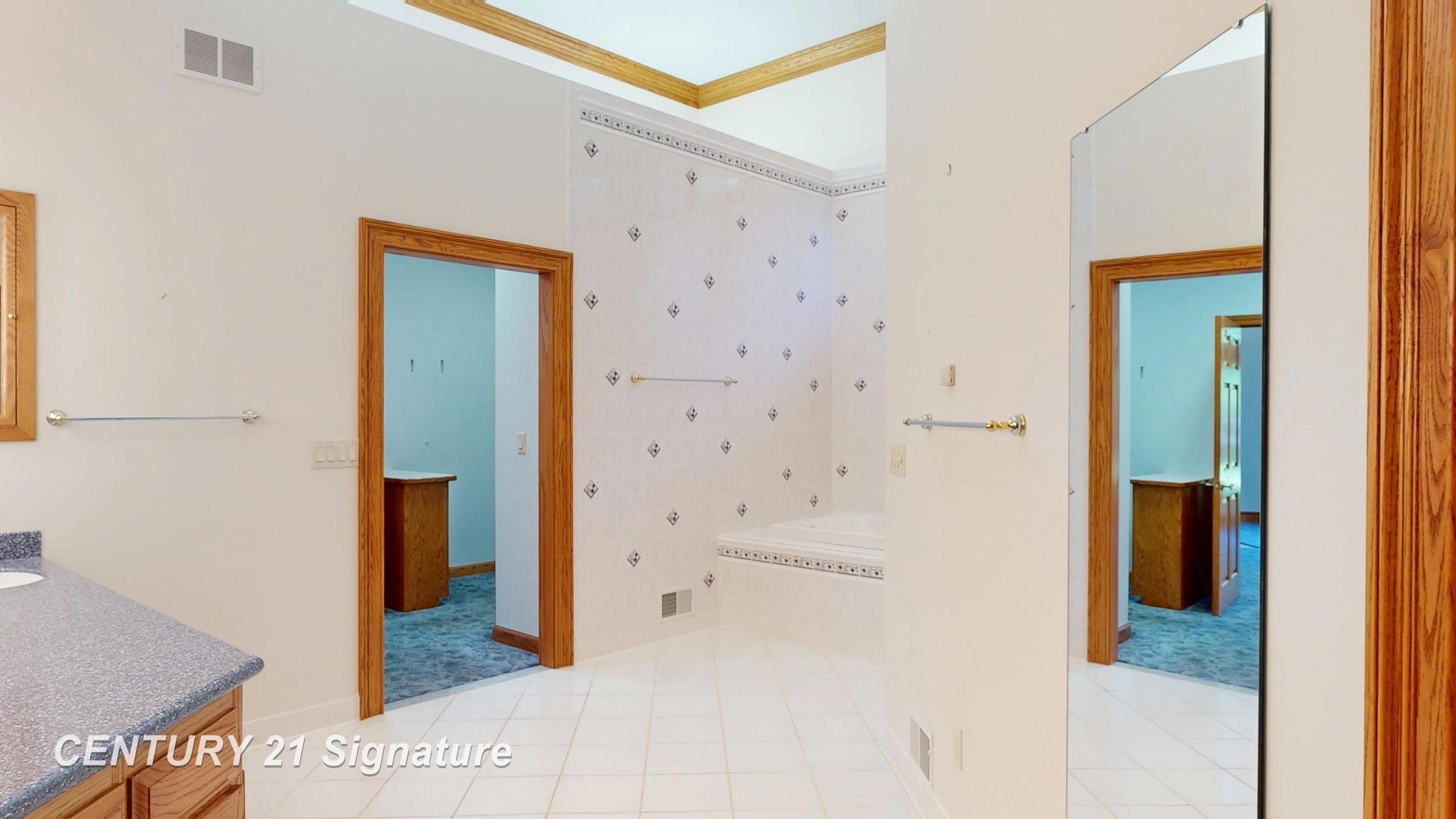 5590 Pine Gate Drive, Saginaw, MI 48603 — Photo 51