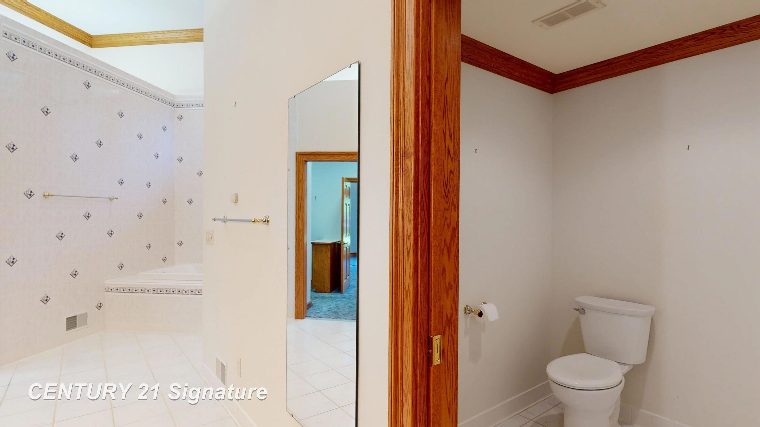 5590 Pine Gate Drive, Saginaw, MI 48603 — Photo 52