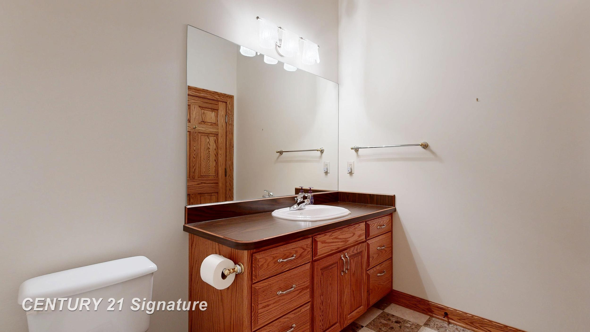 5590 Pine Gate Drive, Saginaw, MI 48603 — Photo 56