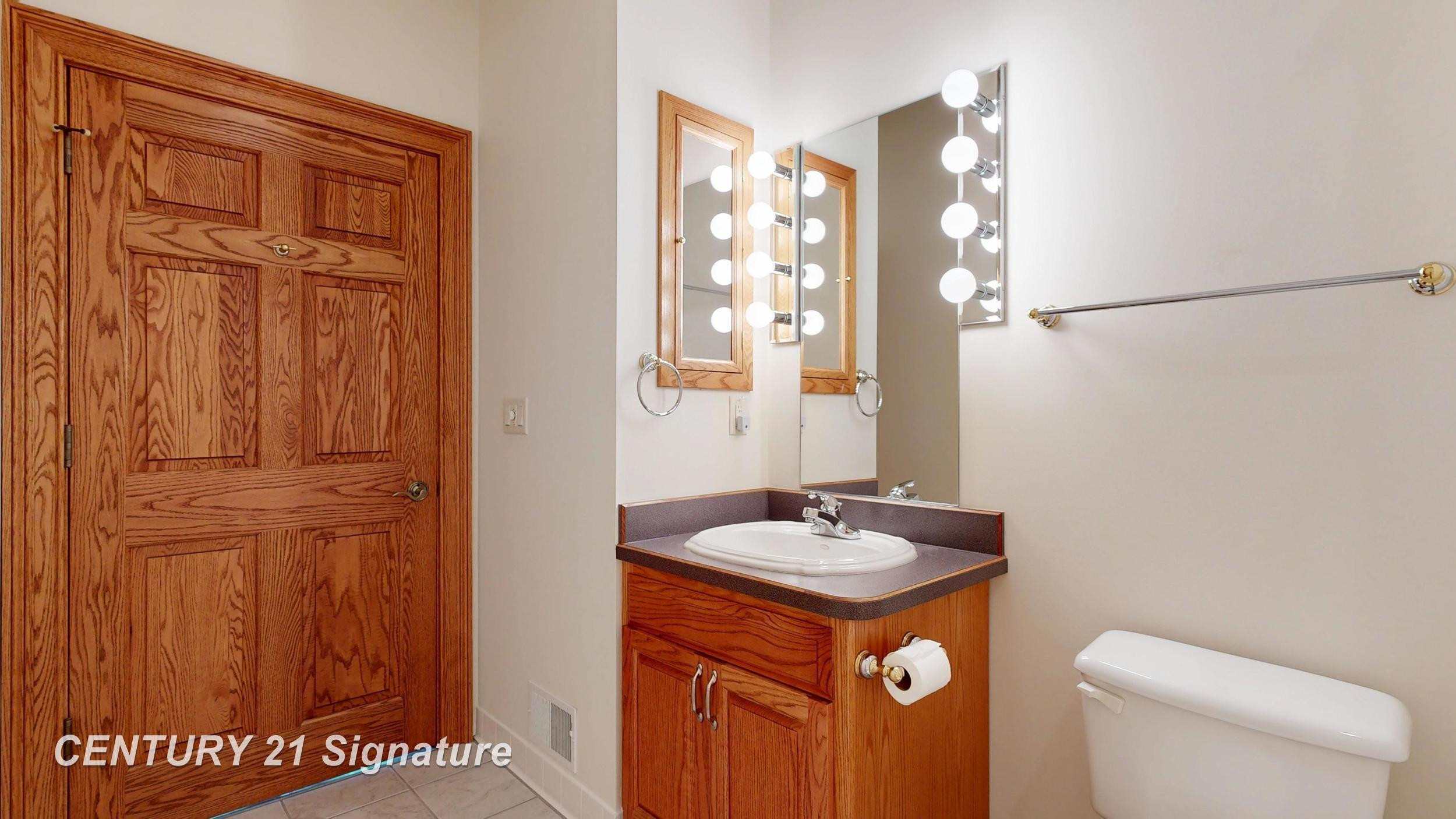 5590 Pine Gate Drive, Saginaw, MI 48603 — Photo 57