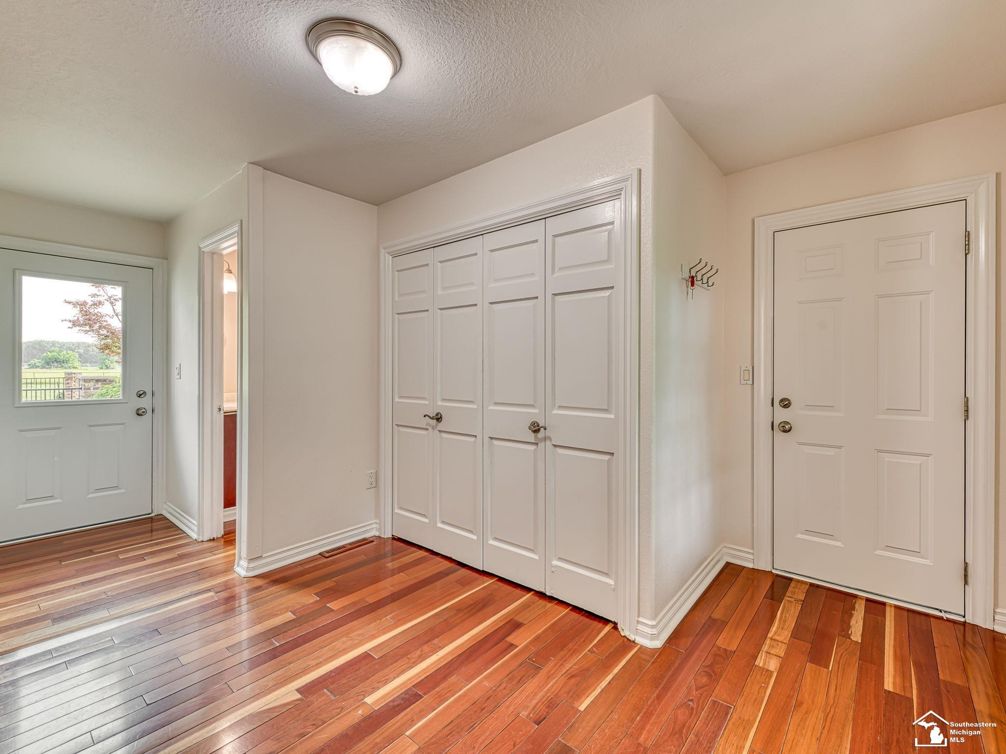 250 E Temperance Road, Temperance, MI 48182 — Photo 4