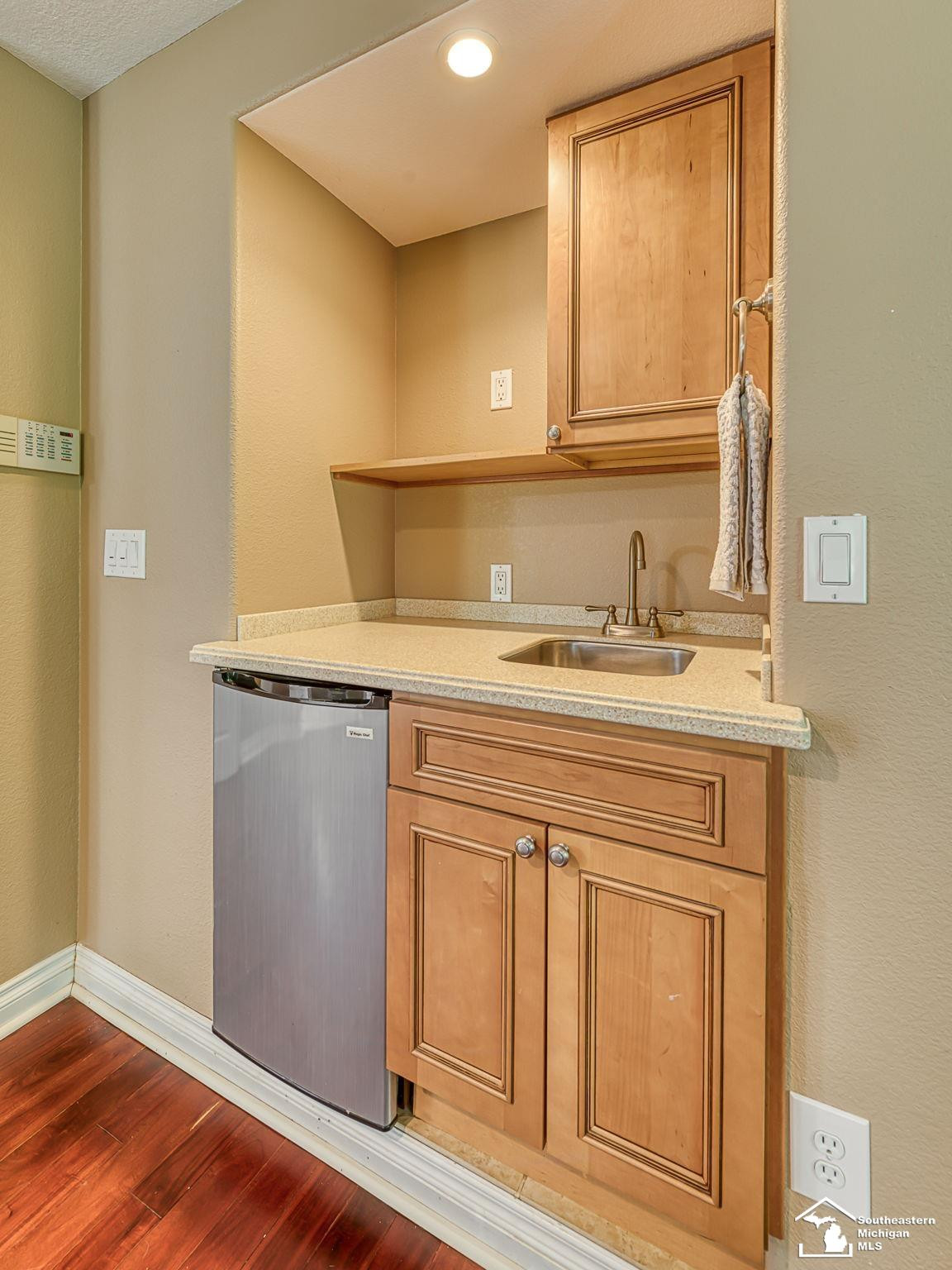 250 E Temperance Road, Temperance, MI 48182 — Photo 43
