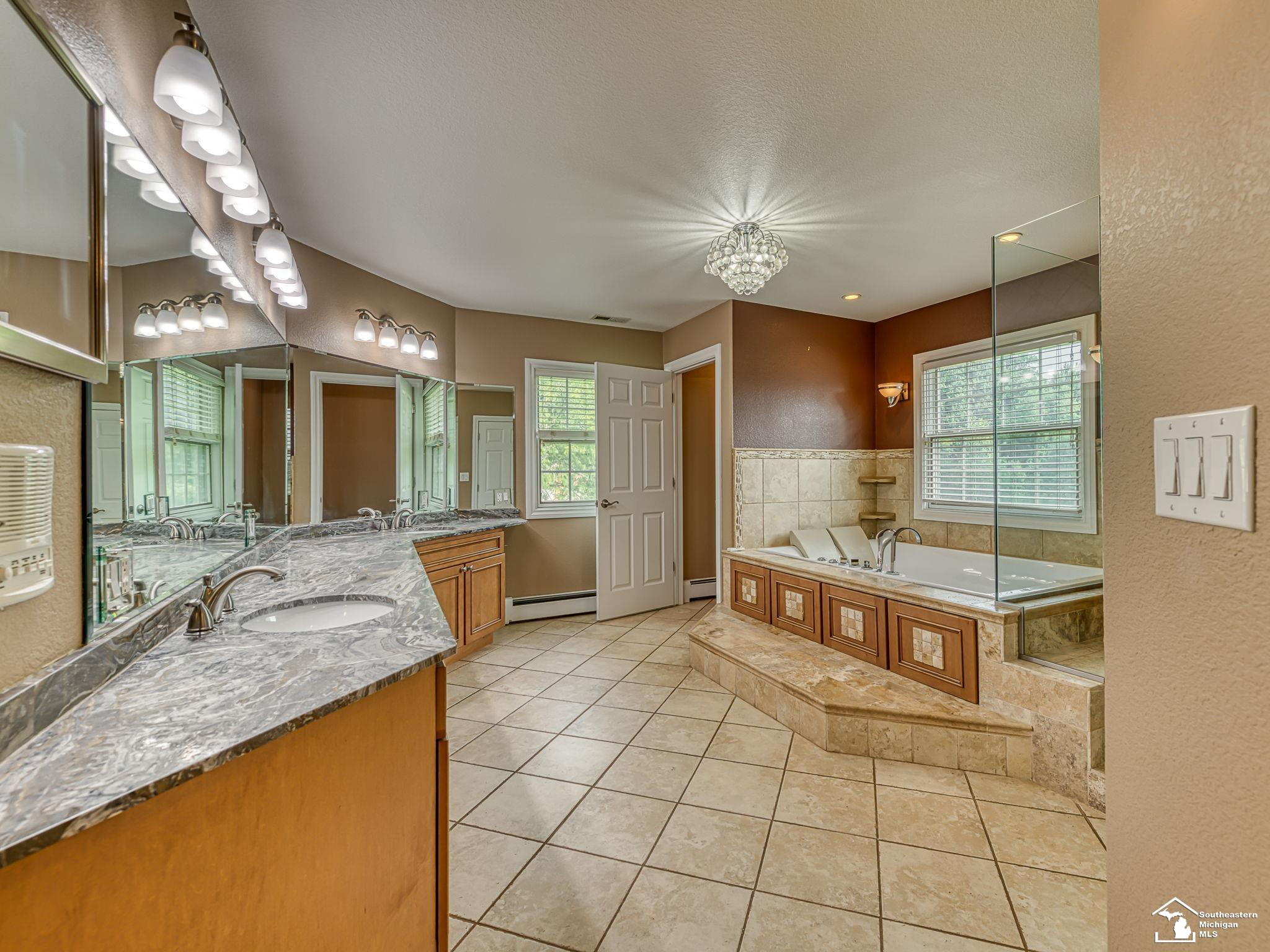 250 E Temperance Road, Temperance, MI 48182 — Photo 44
