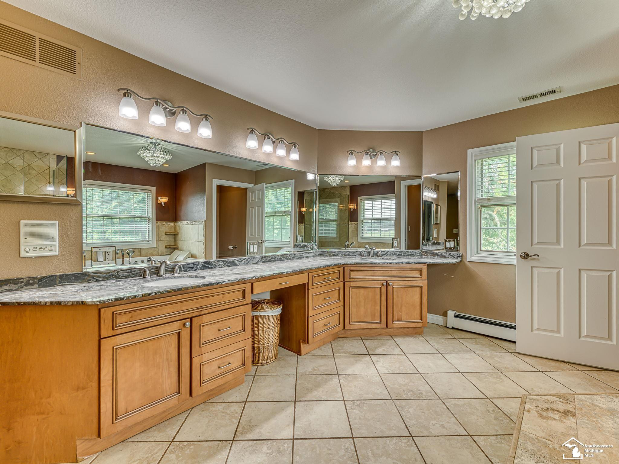 250 E Temperance Road, Temperance, MI 48182 — Photo 45