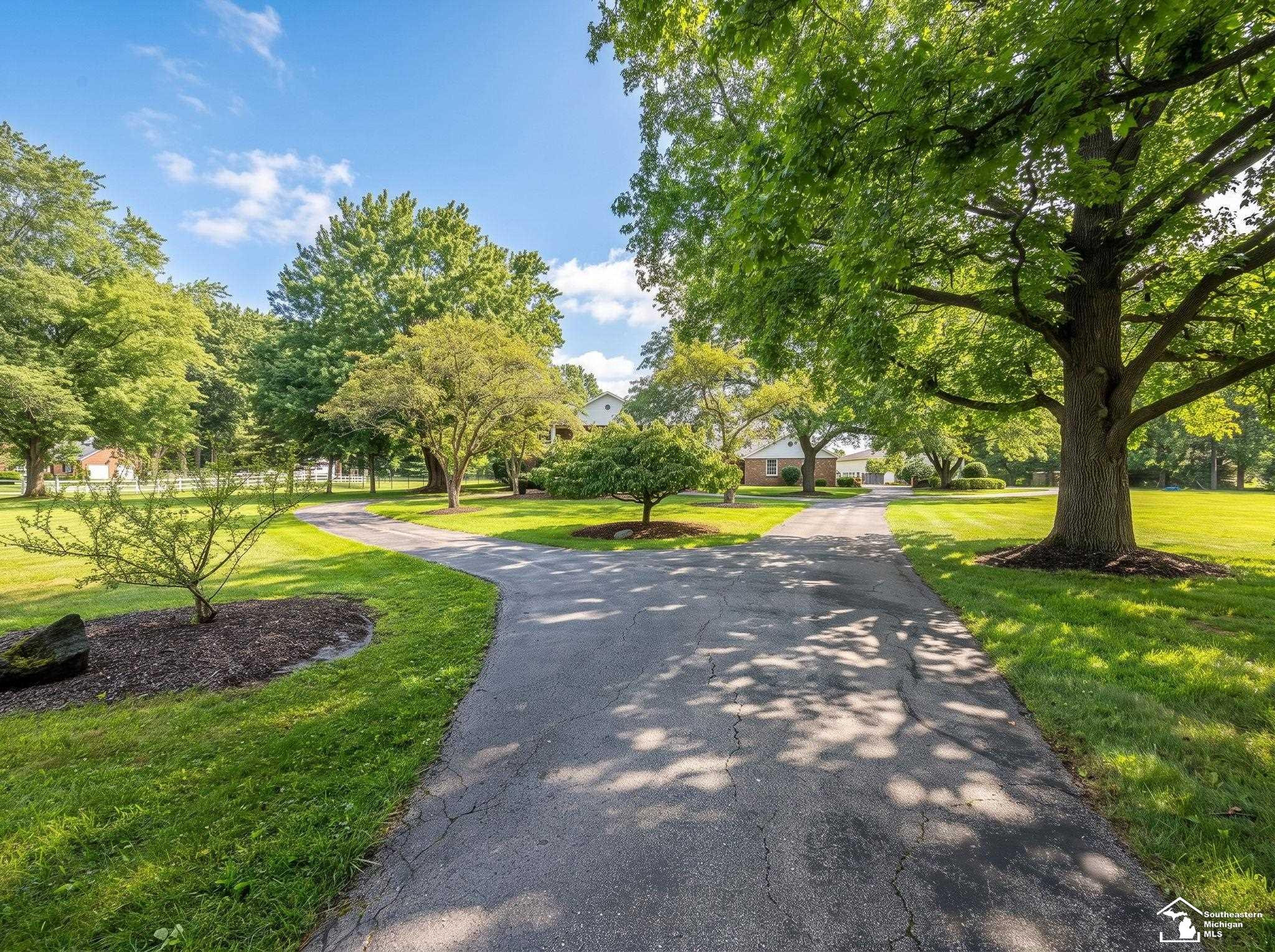 250 E Temperance Road, Temperance, MI 48182 — Photo 74