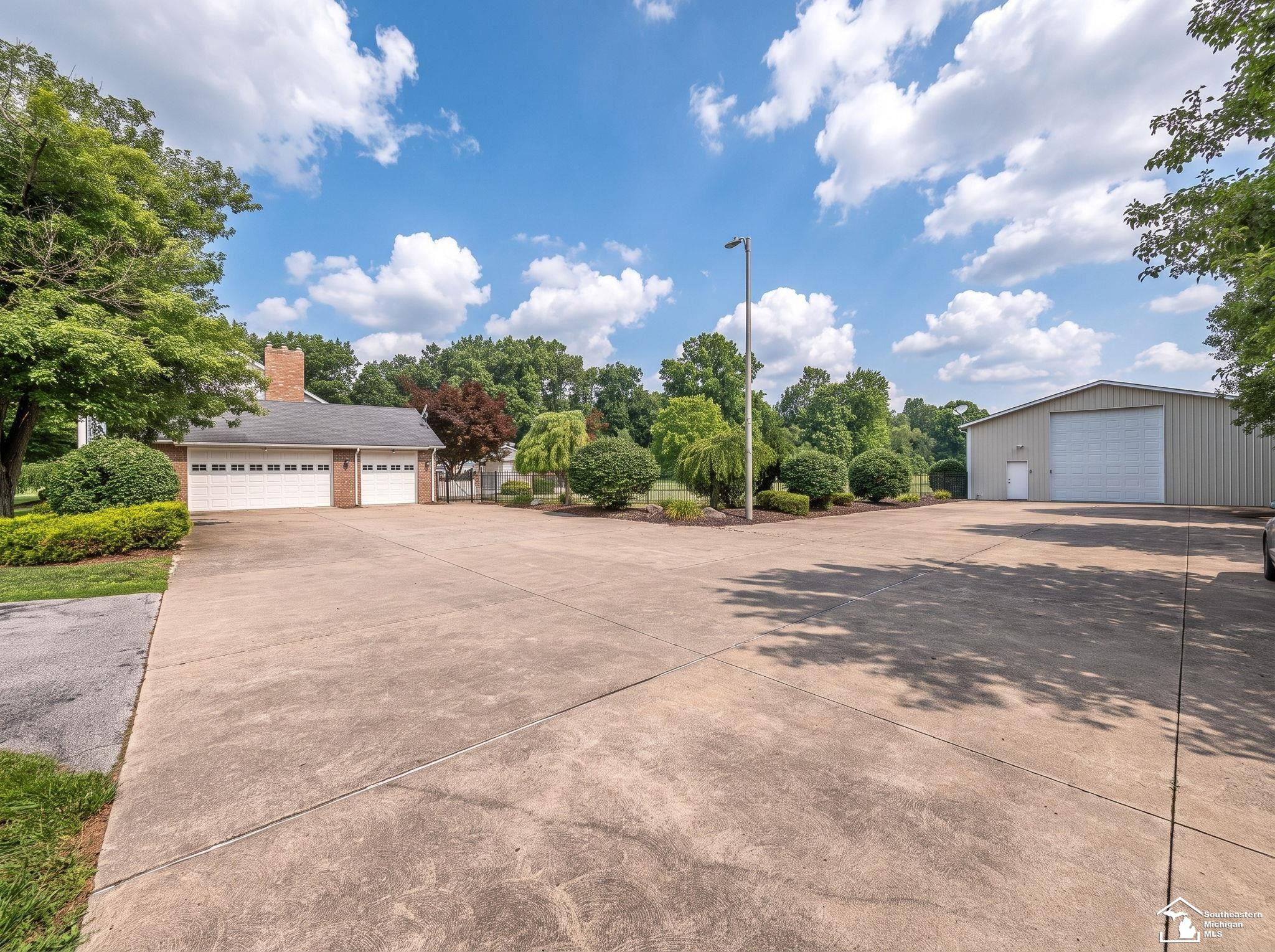 250 E Temperance Road, Temperance, MI 48182 — Photo 77