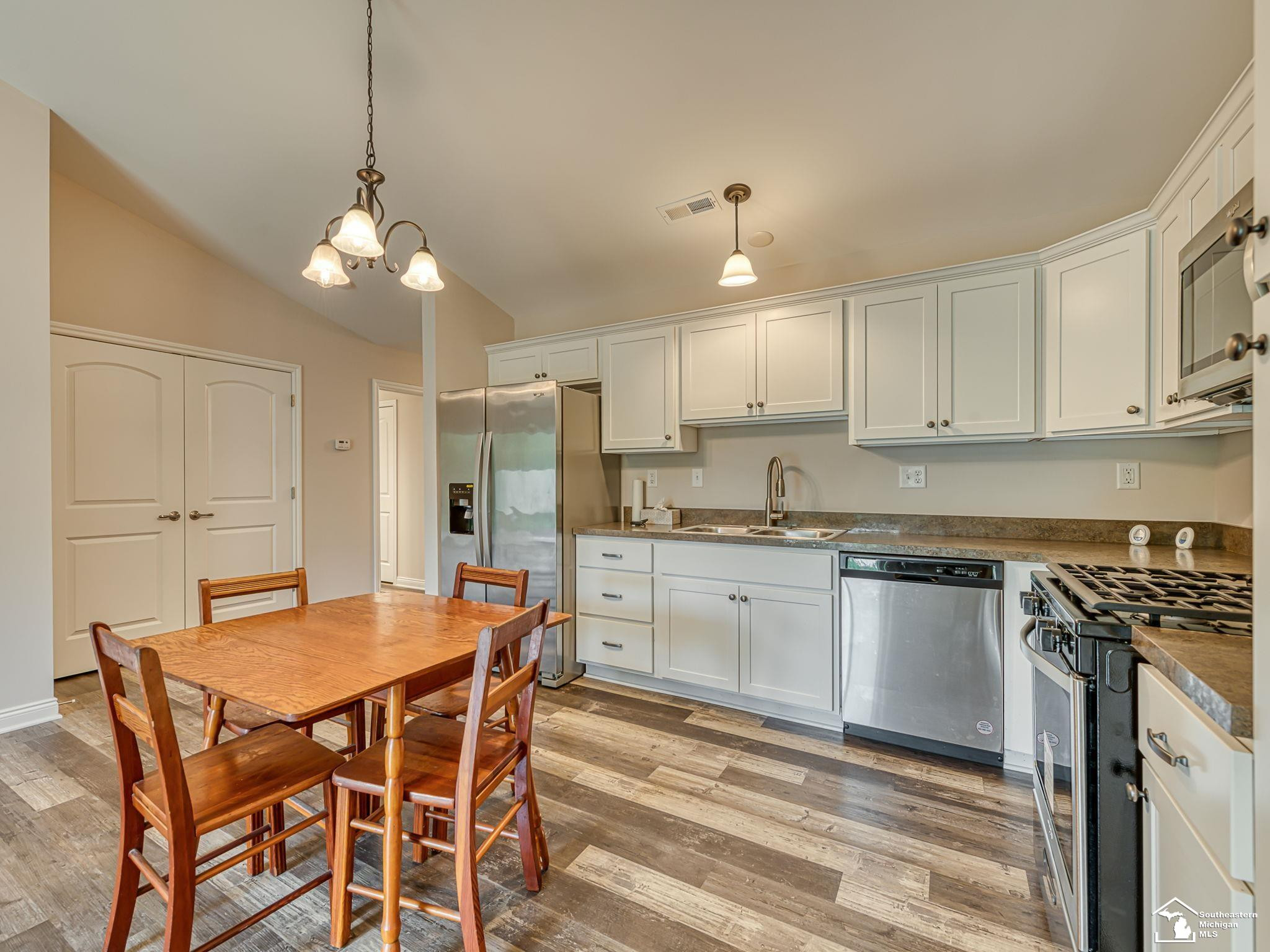 5102 Volterra Drive, Monroe, MI 48161 — Photo 9