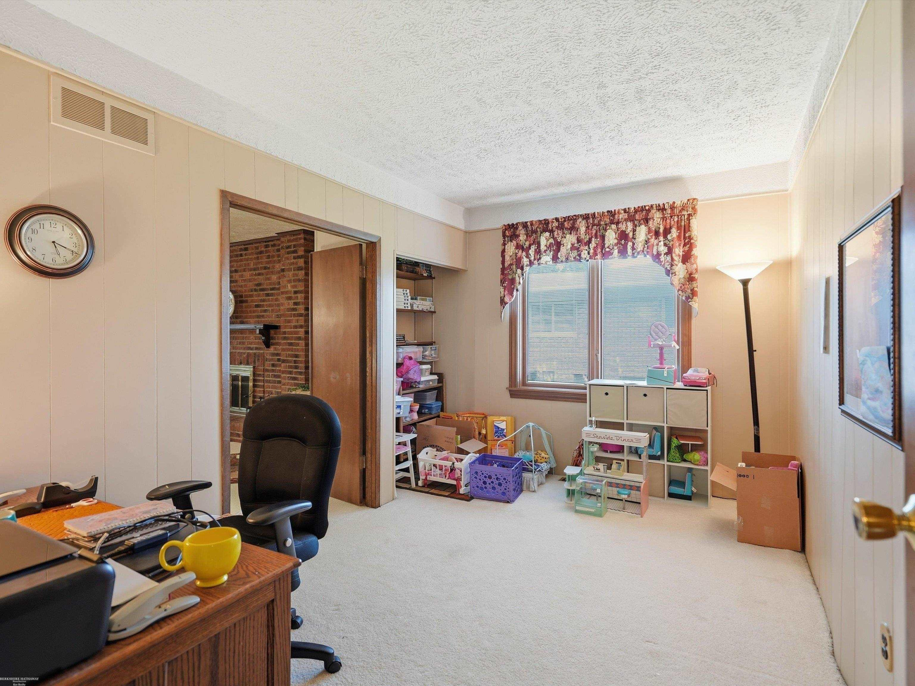 43456 Hillcrest Drive, Sterling Heights, MI 48313 — Photo 15