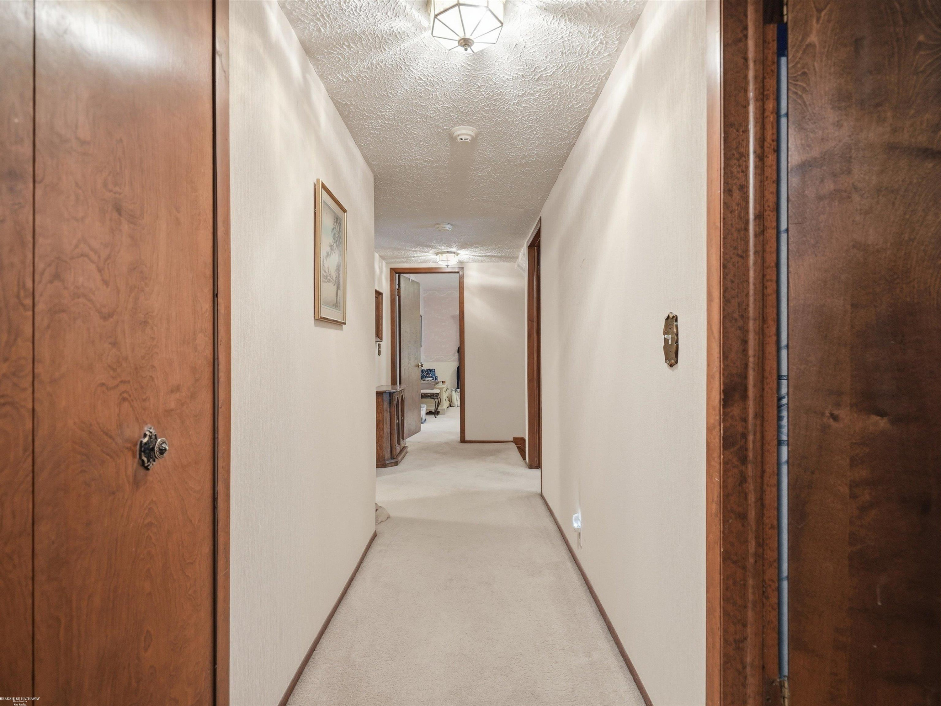 43456 Hillcrest Drive, Sterling Heights, MI 48313 — Photo 17