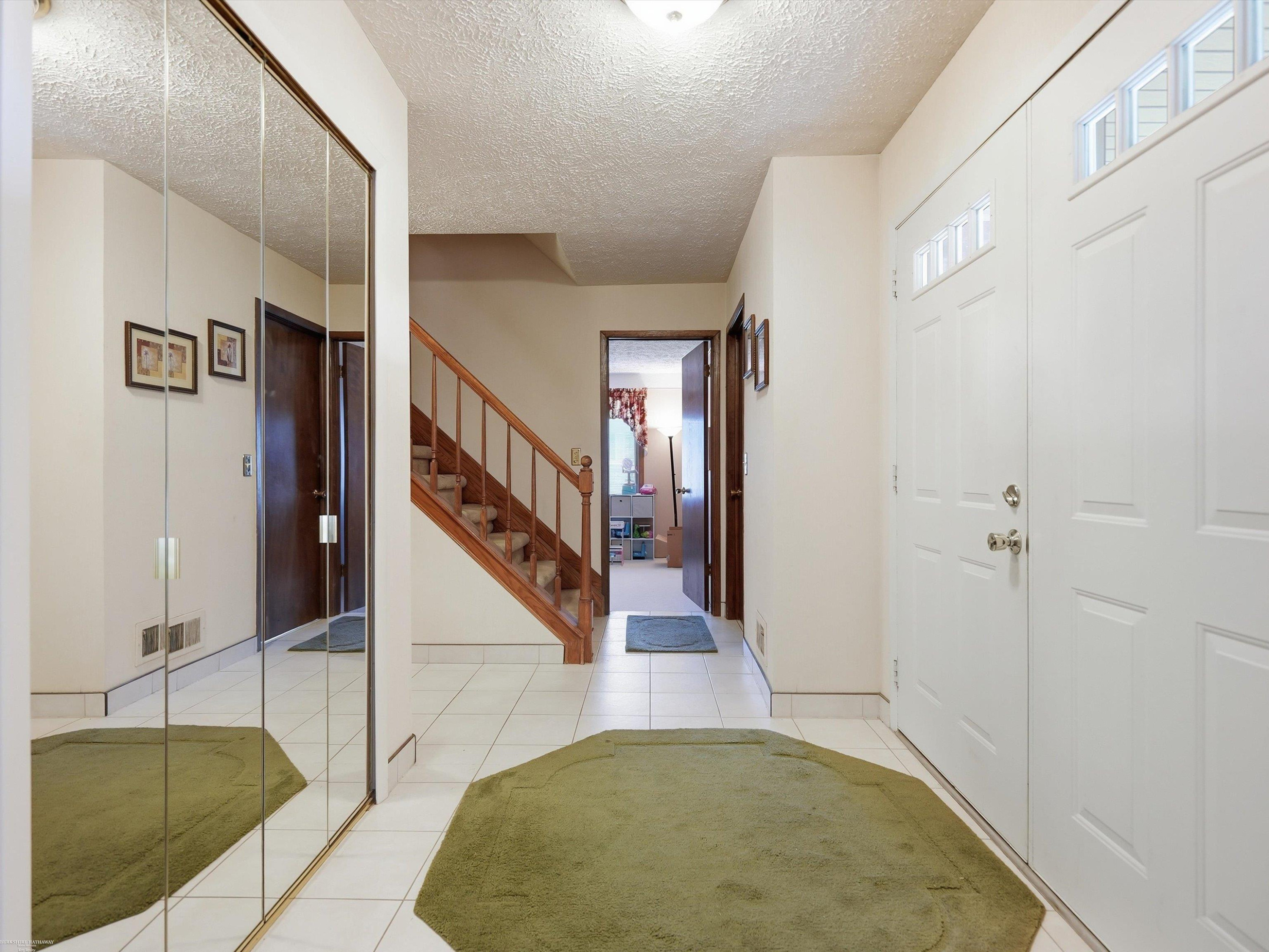 43456 Hillcrest Drive, Sterling Heights, MI 48313 — Photo 19