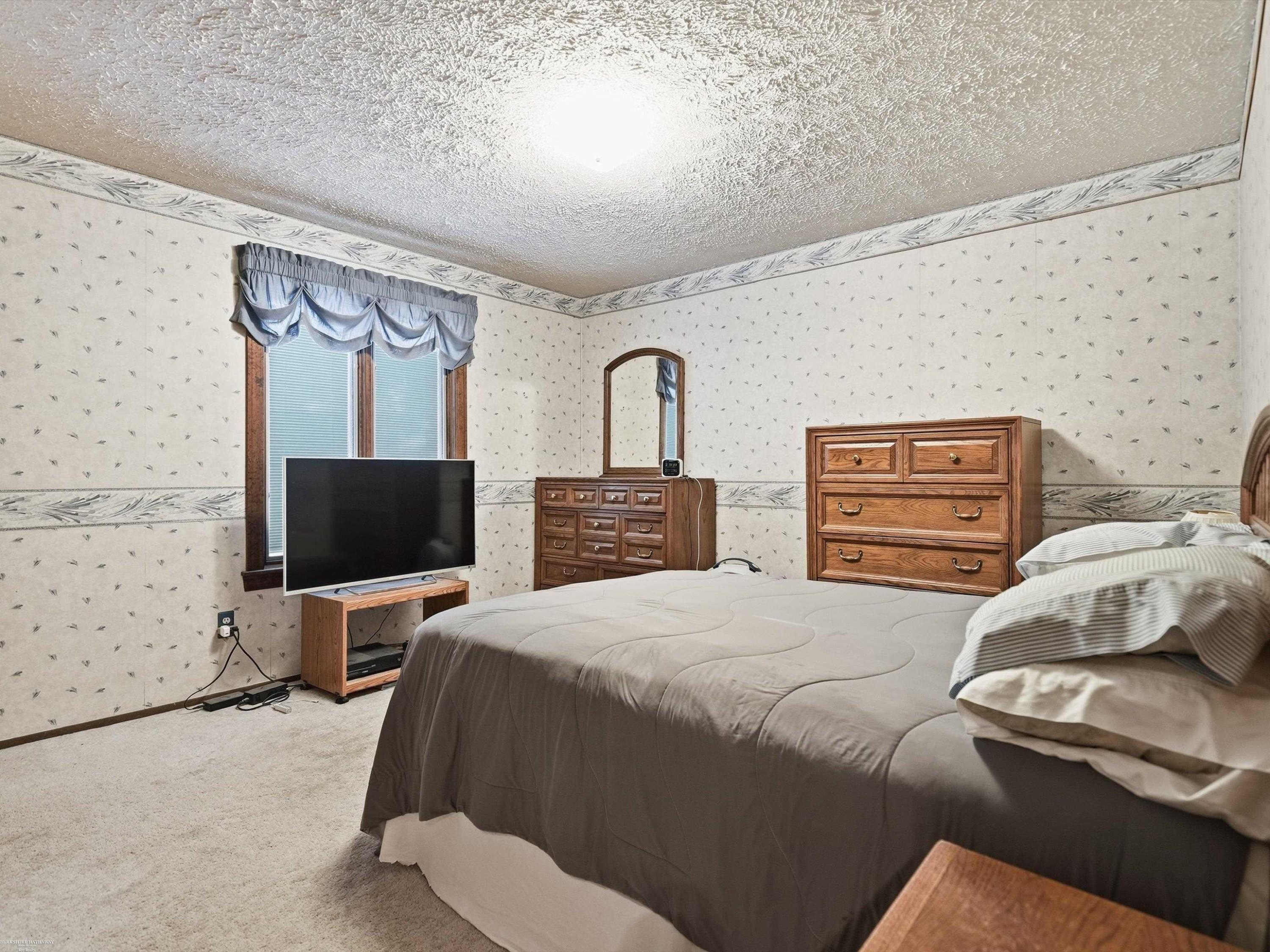 43456 Hillcrest Drive, Sterling Heights, MI 48313 — Photo 23
