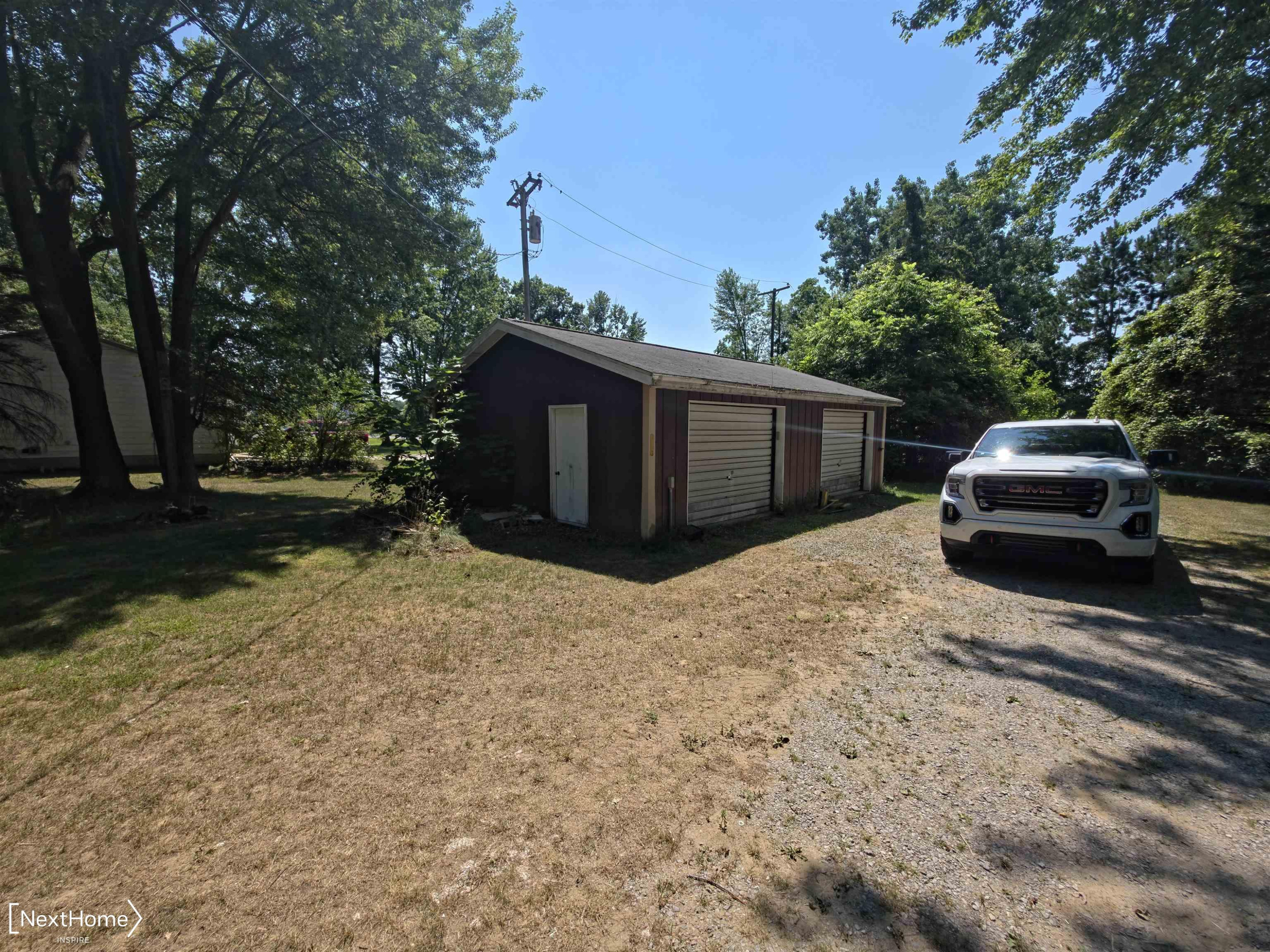 8199 Bray Road, Vassar, MI 48768 — Photo 15